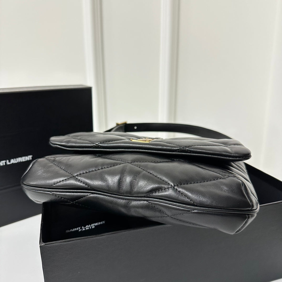 SAINT LAURENT LE 5 À 7 HANDBAG 24 IN BLACK LAMBSKIN