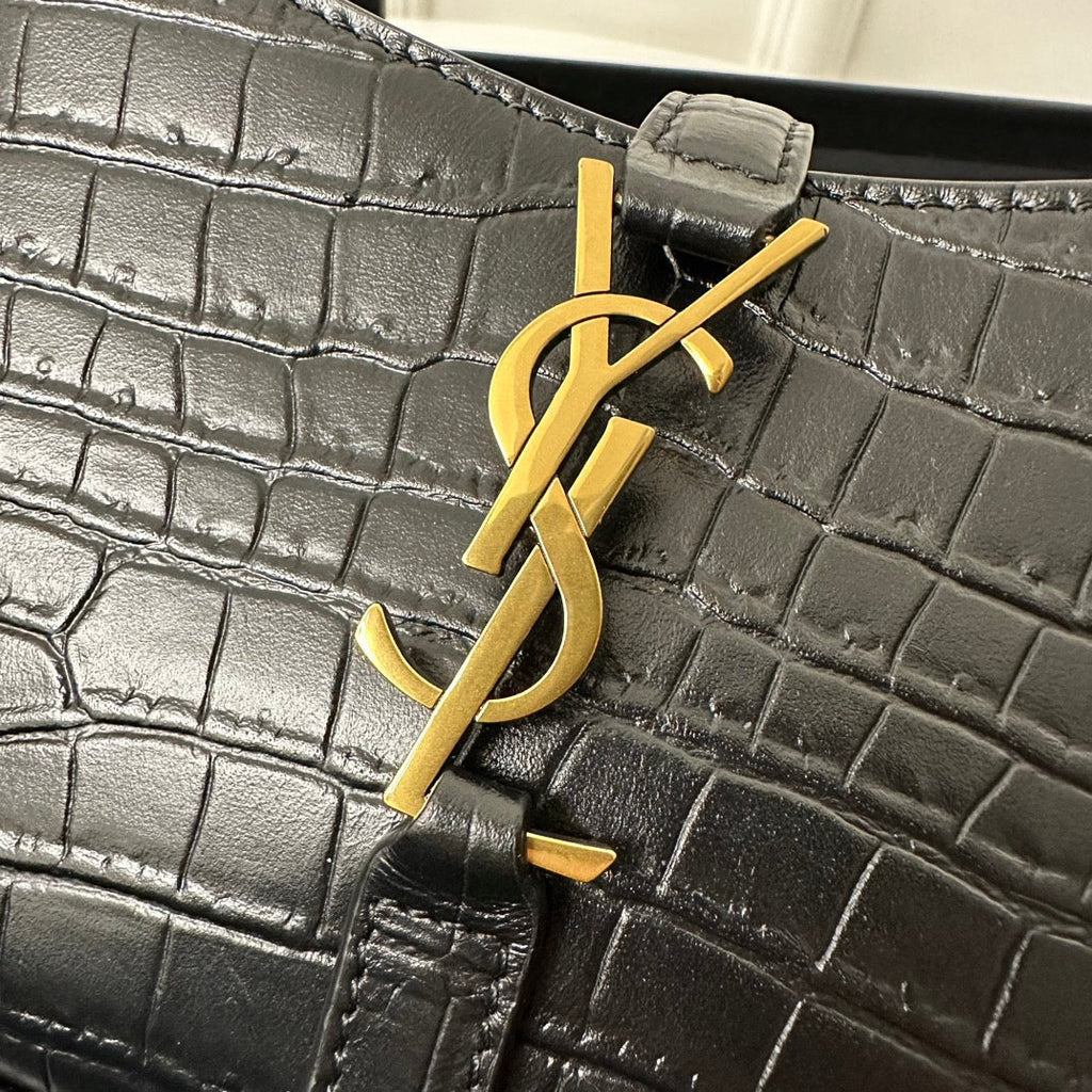 SAINT LAURENT MINI 19 BLACK CALFSKIN HOBO