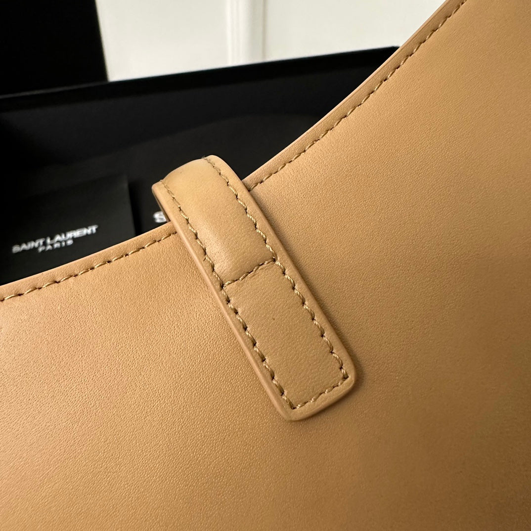 SAINT LAURENT MINI 19 YELLOW CREAM SMOOTH CALFSKIN