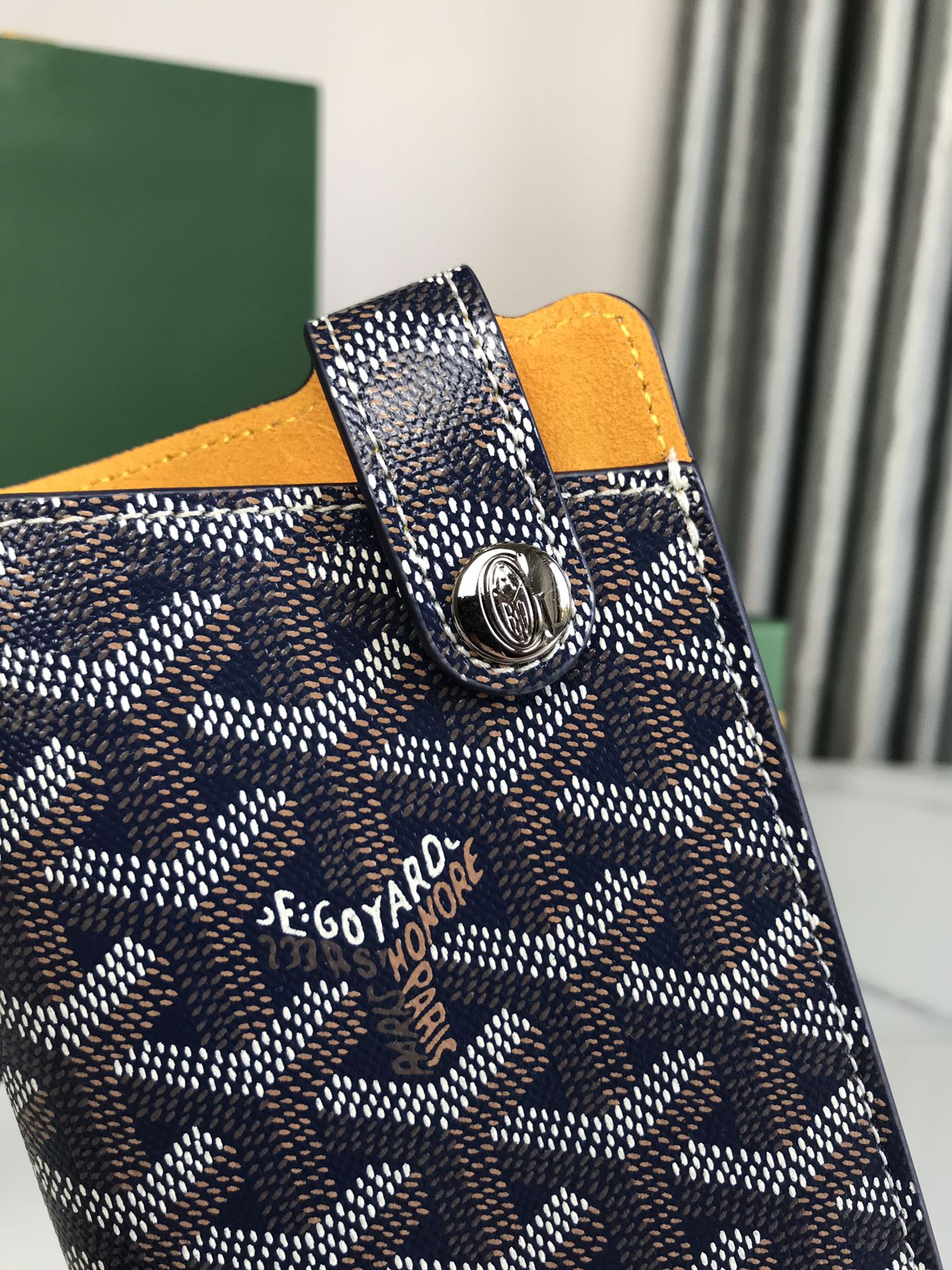 GOYARD MONTMARTRE GM CASE 18 IN NAVY BLUE GOYARDINE CANVAS