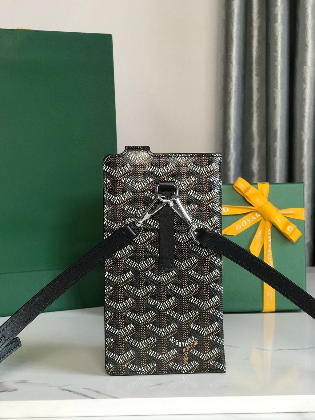 GOYARD MONTMARTRE GM CASE 18 IN BLACK GOYARDINE CANVAS