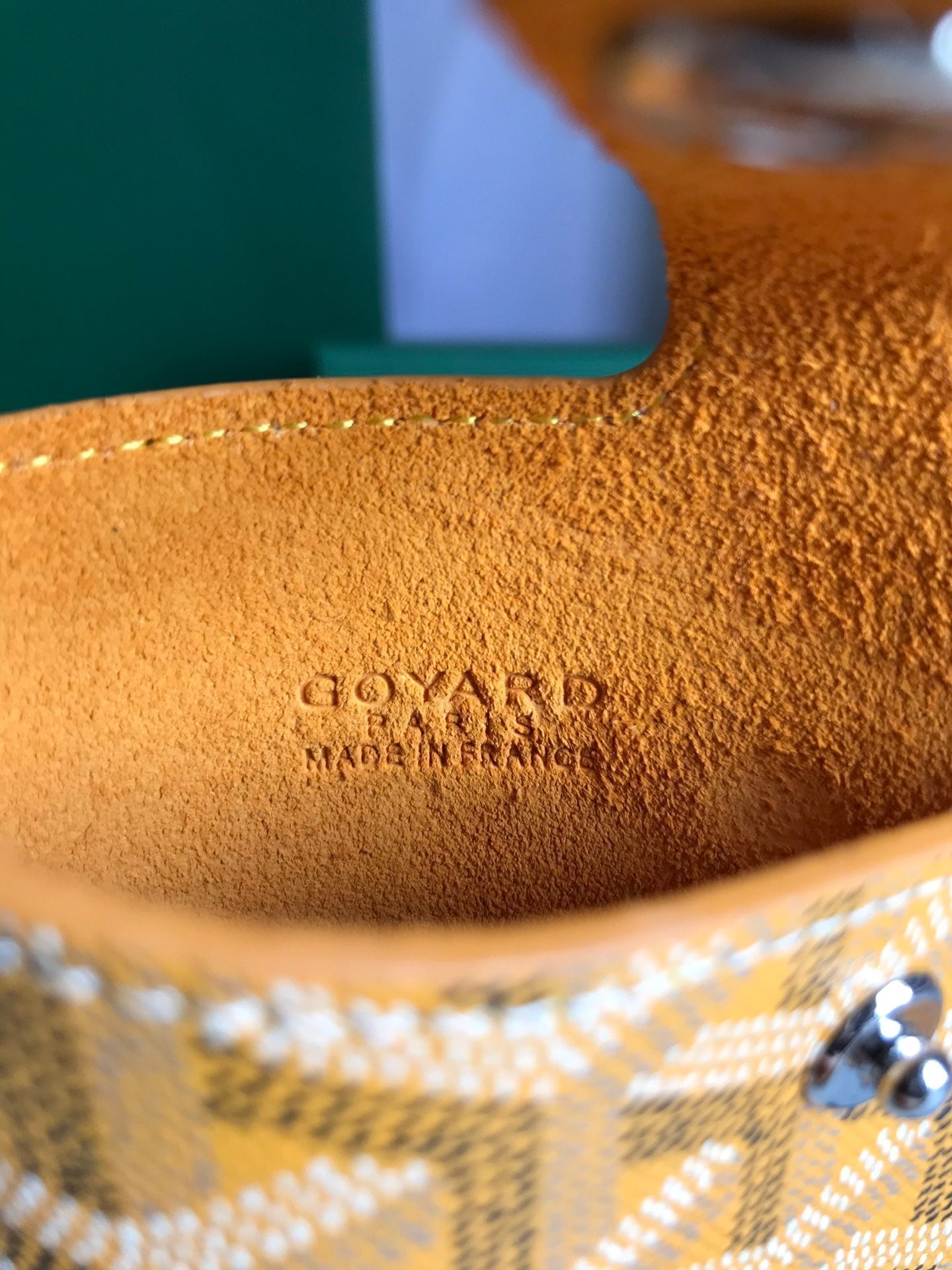 GOYARD MONTMARTRE GM CASE 18 IN YELLOW GOYARDINE CANVAS