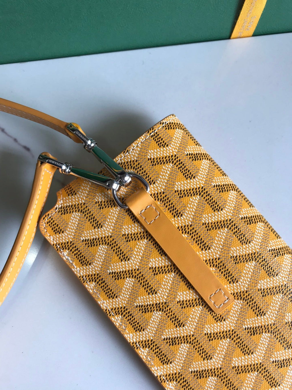 GOYARD MONTMARTRE GM CASE 18 IN YELLOW GOYARDINE CANVAS