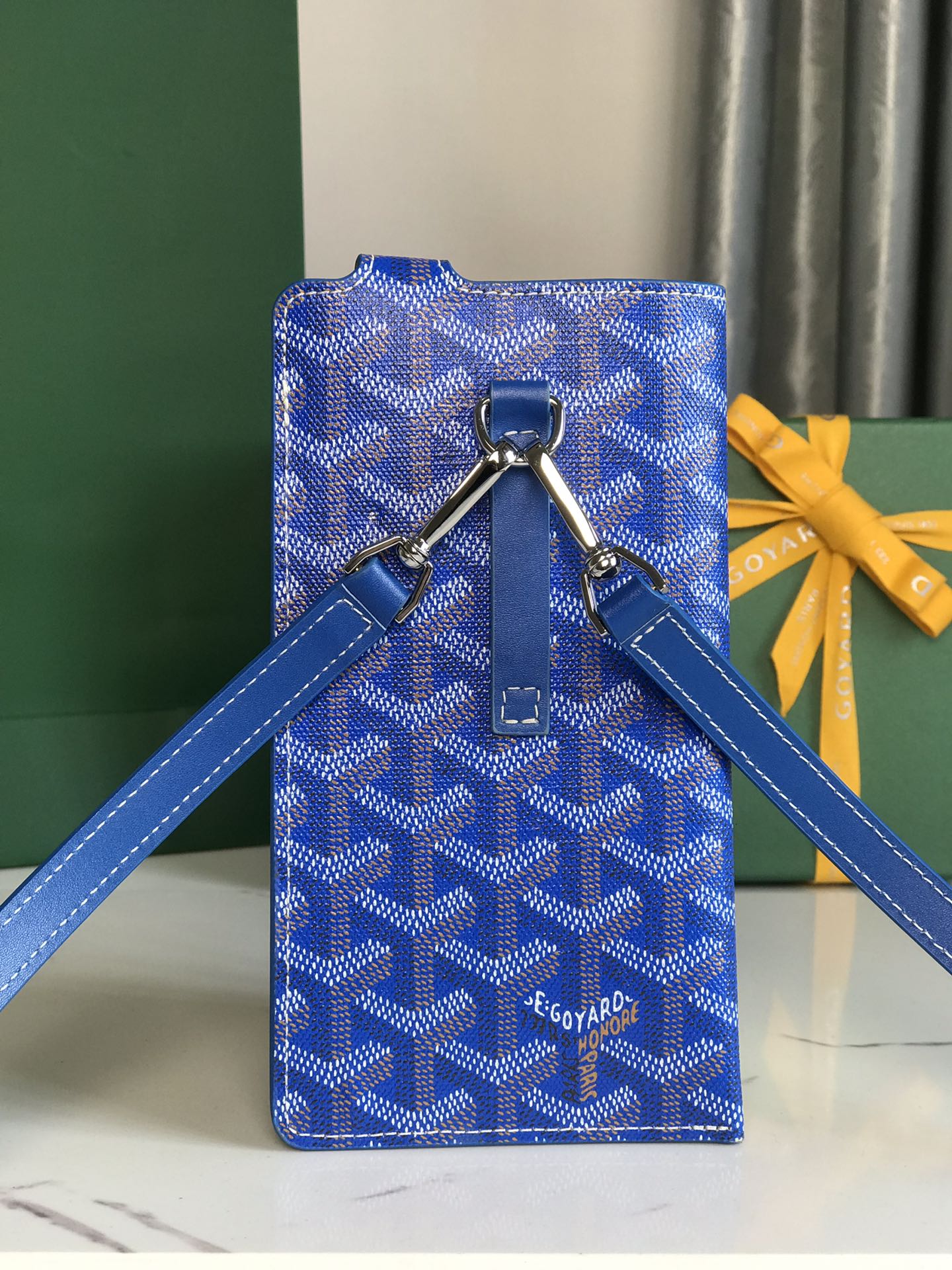GOYARD MONTMARTRE GM CASE 18 IN SAPPHIRE BLUE GOYARDINE CANVAS