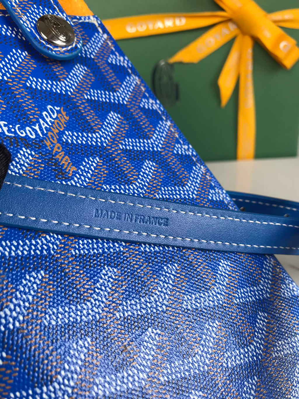 GOYARD MONTMARTRE GM CASE 18 IN SAPPHIRE BLUE GOYARDINE CANVAS