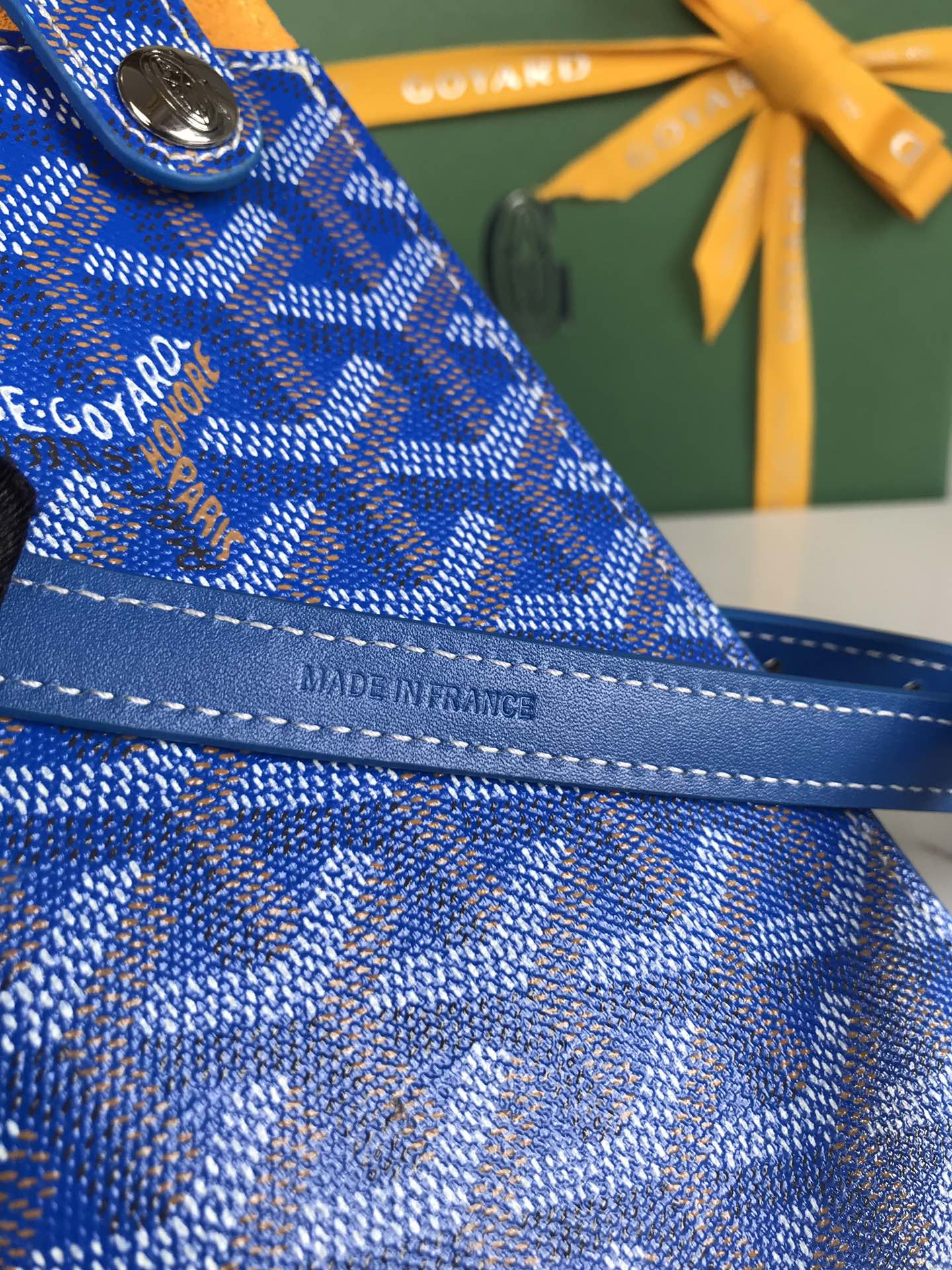 GOYARD MONTMARTRE GM CASE 18 IN SAPPHIRE BLUE GOYARDINE CANVAS