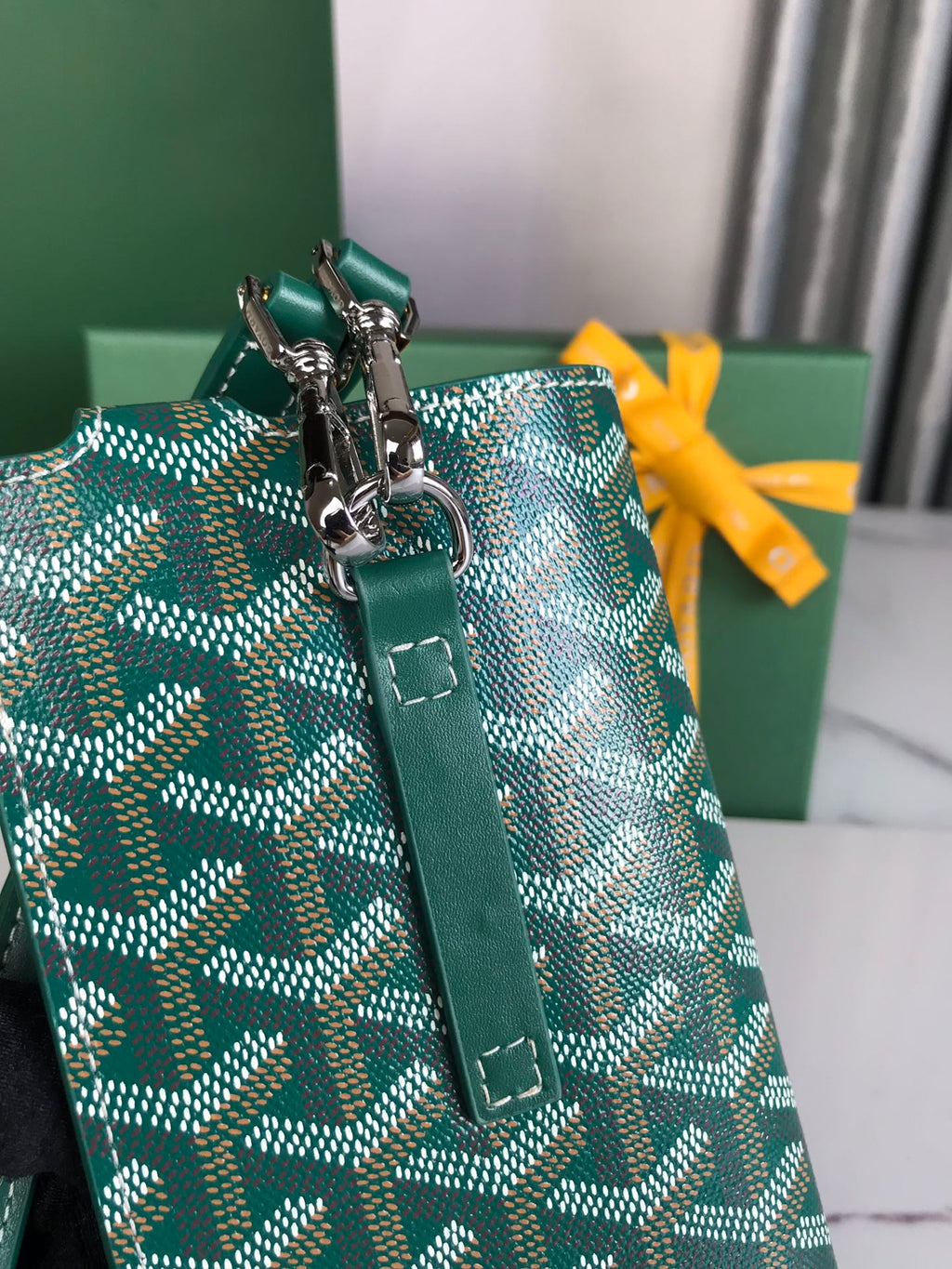 GOYARD MONTMARTRE GM CASE 18 IN GREEN GOYARDINE CANVAS