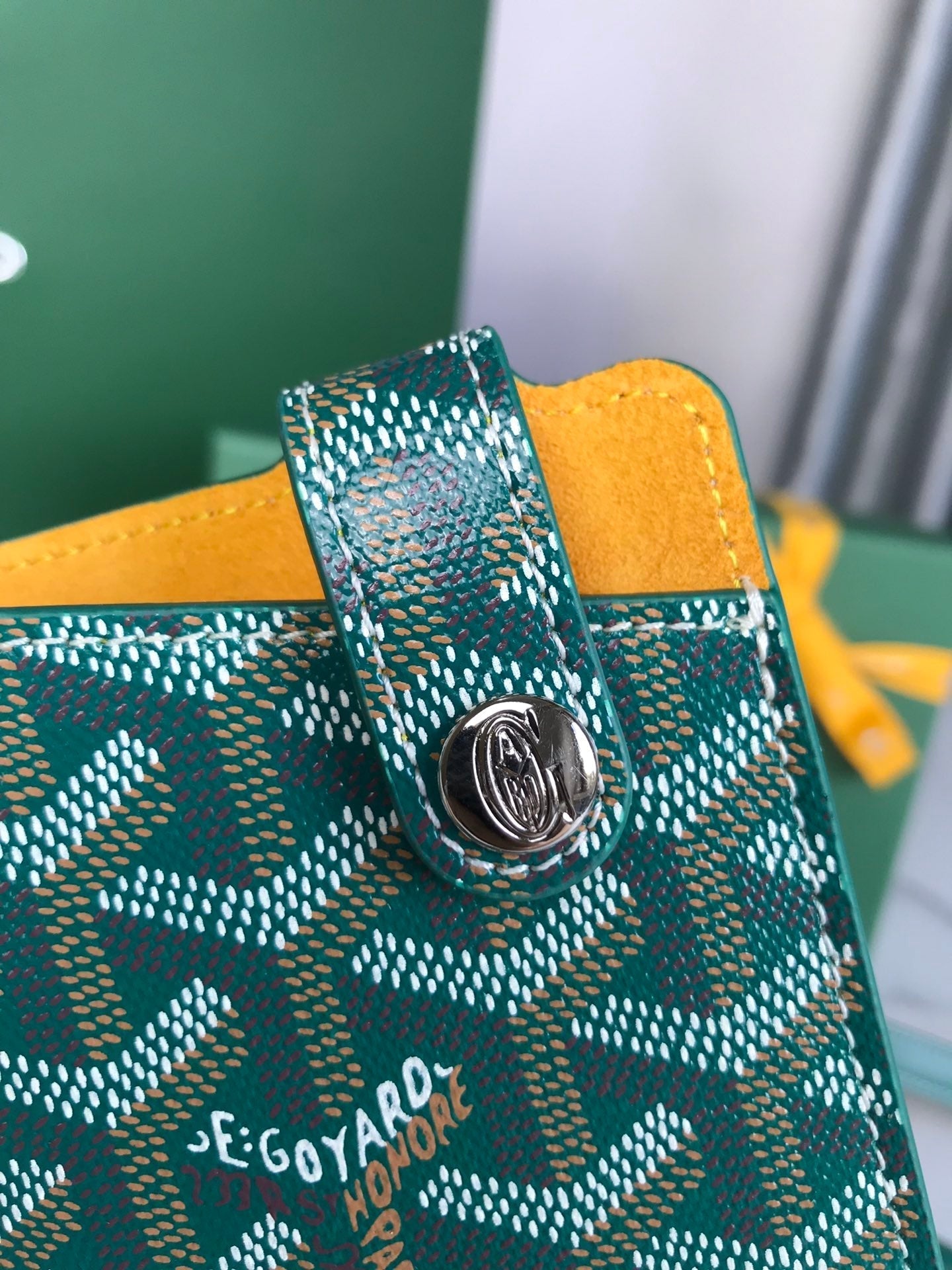 GOYARD MONTMARTRE GM CASE 18 IN GREEN GOYARDINE CANVAS