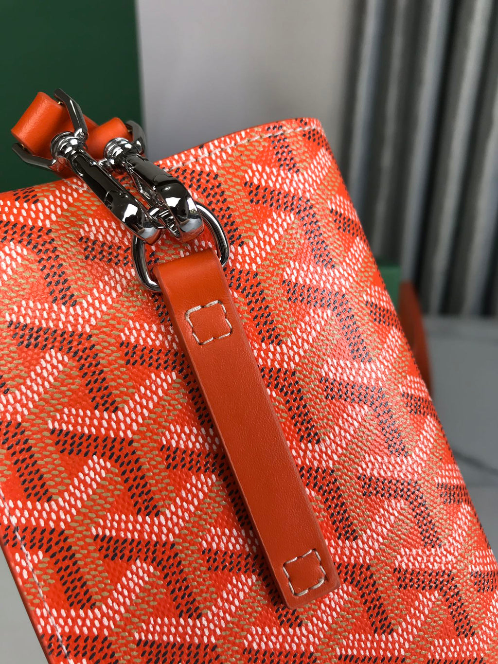 GOYARD MONTMARTRE GM CASE 18 IN ORANGE GOYARDINE CANVAS