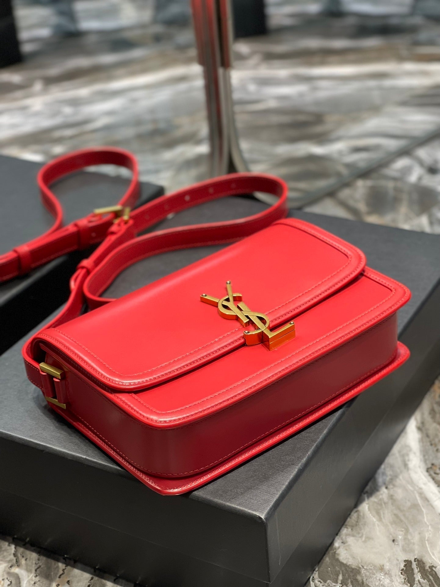 SAINT LAURENT SOLFERINO MEDIUM 23 RED CALFSKIN GOLD HARDWARE