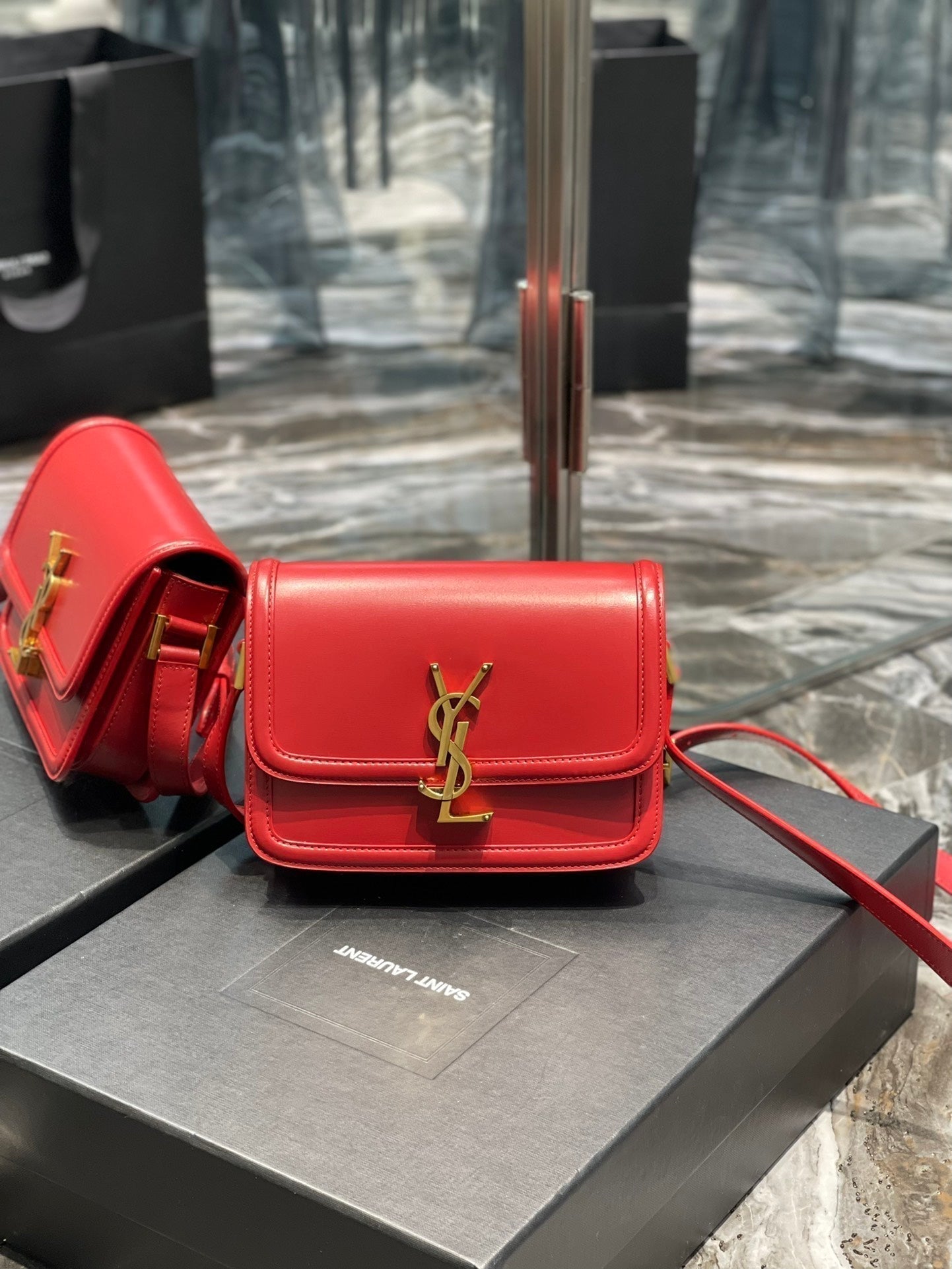 SAINT LAURENT SOLFERINO SMALL 19 RED CALFSKIN GOLD HARDWARE