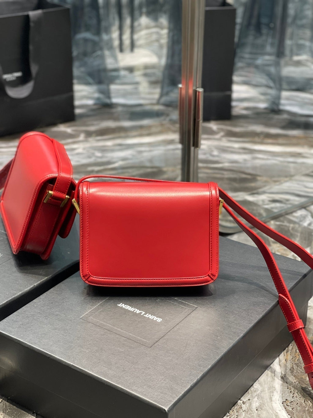 SAINT LAURENT SOLFERINO SMALL 19 RED CALFSKIN GOLD HARDWARE