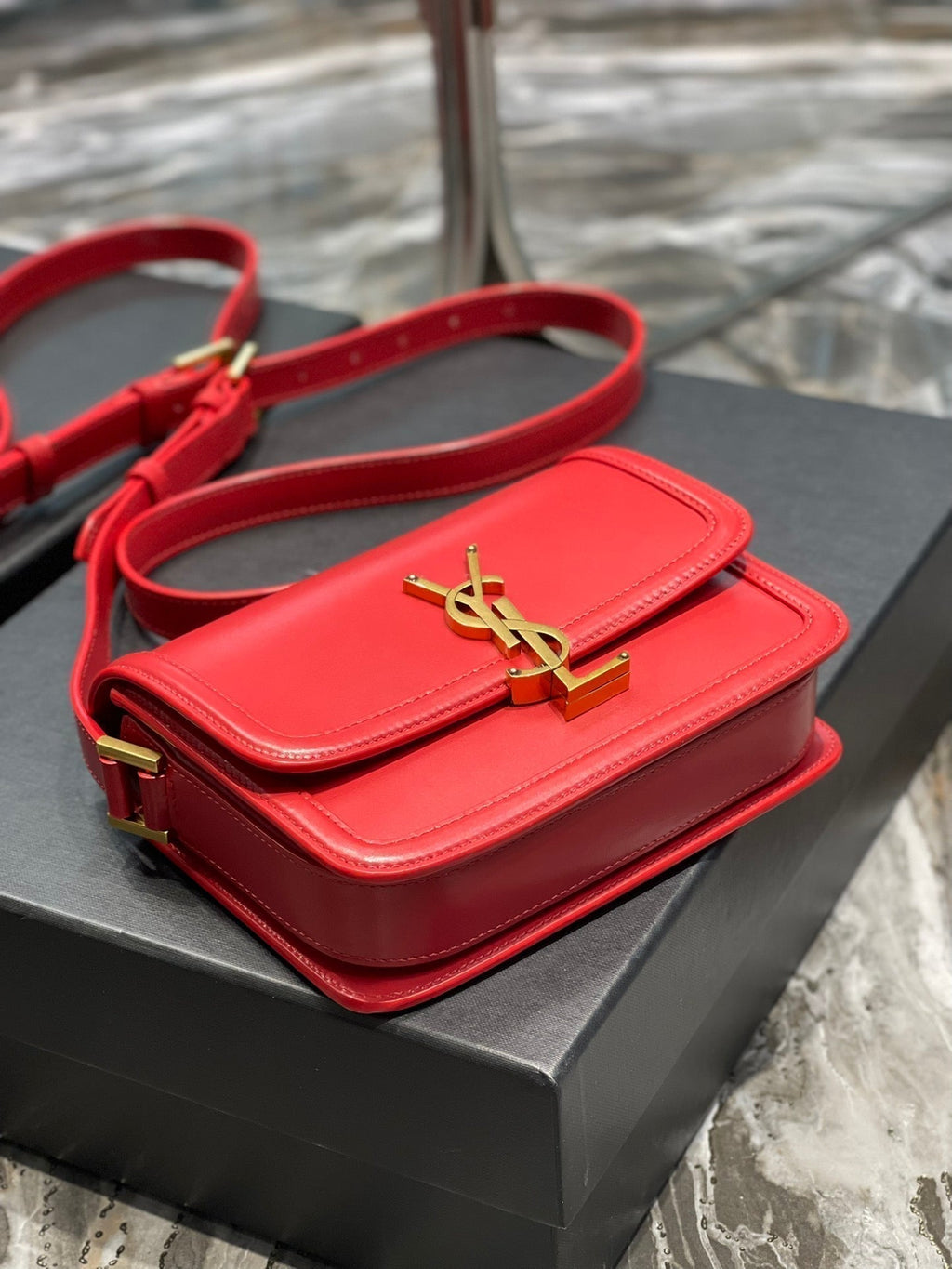 SAINT LAURENT SOLFERINO SMALL 19 RED CALFSKIN GOLD HARDWARE