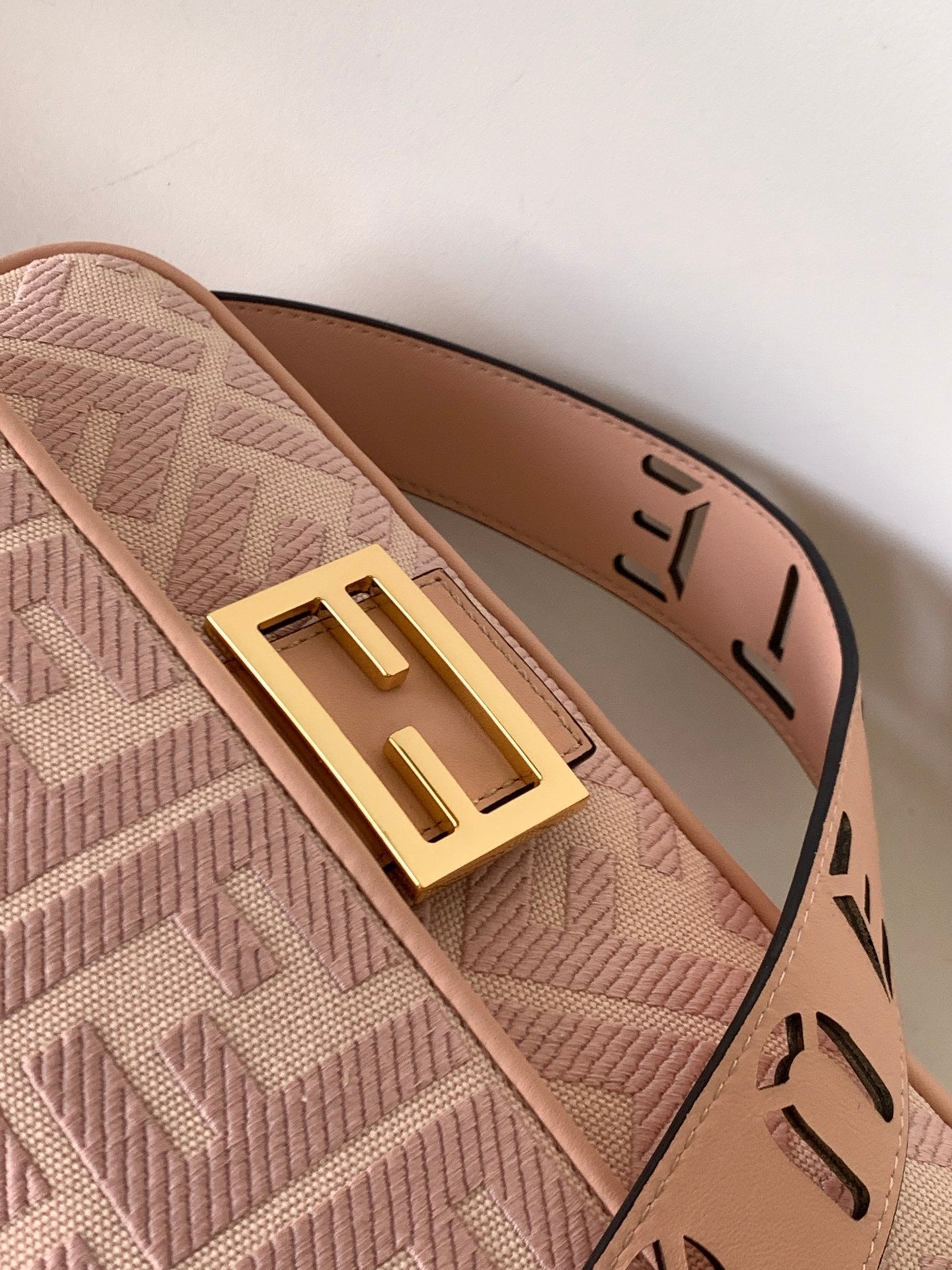 FENDI Fend Baguette Pink Canvas Bag 27 with FF Embroidery Ghw