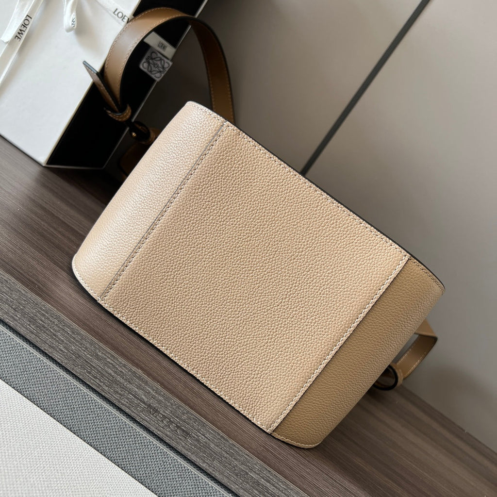 LOEWE LOE MINI 20 HAMMOCK BAG IN SAND BROWN CALFSKIN