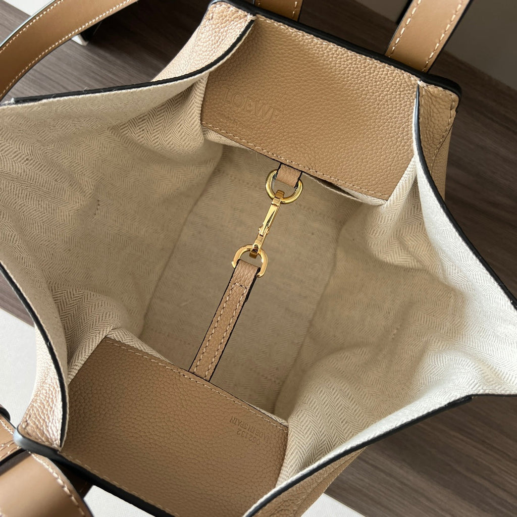 LOEWE LOE MINI 20 HAMMOCK BAG IN SAND BROWN CALFSKIN