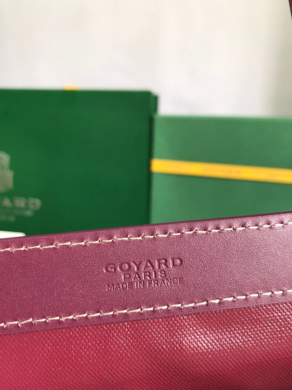 GOYARD BELLECHASSE BIAUDE PM BAG 36 IN WINE RED GOYARDINE CANVAS AND CALFSKIN TRIM