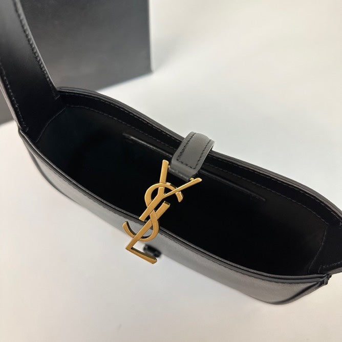 SAINT LAURENT MINI 19 BLACK SMOOTH CALFSKIN HOBO
