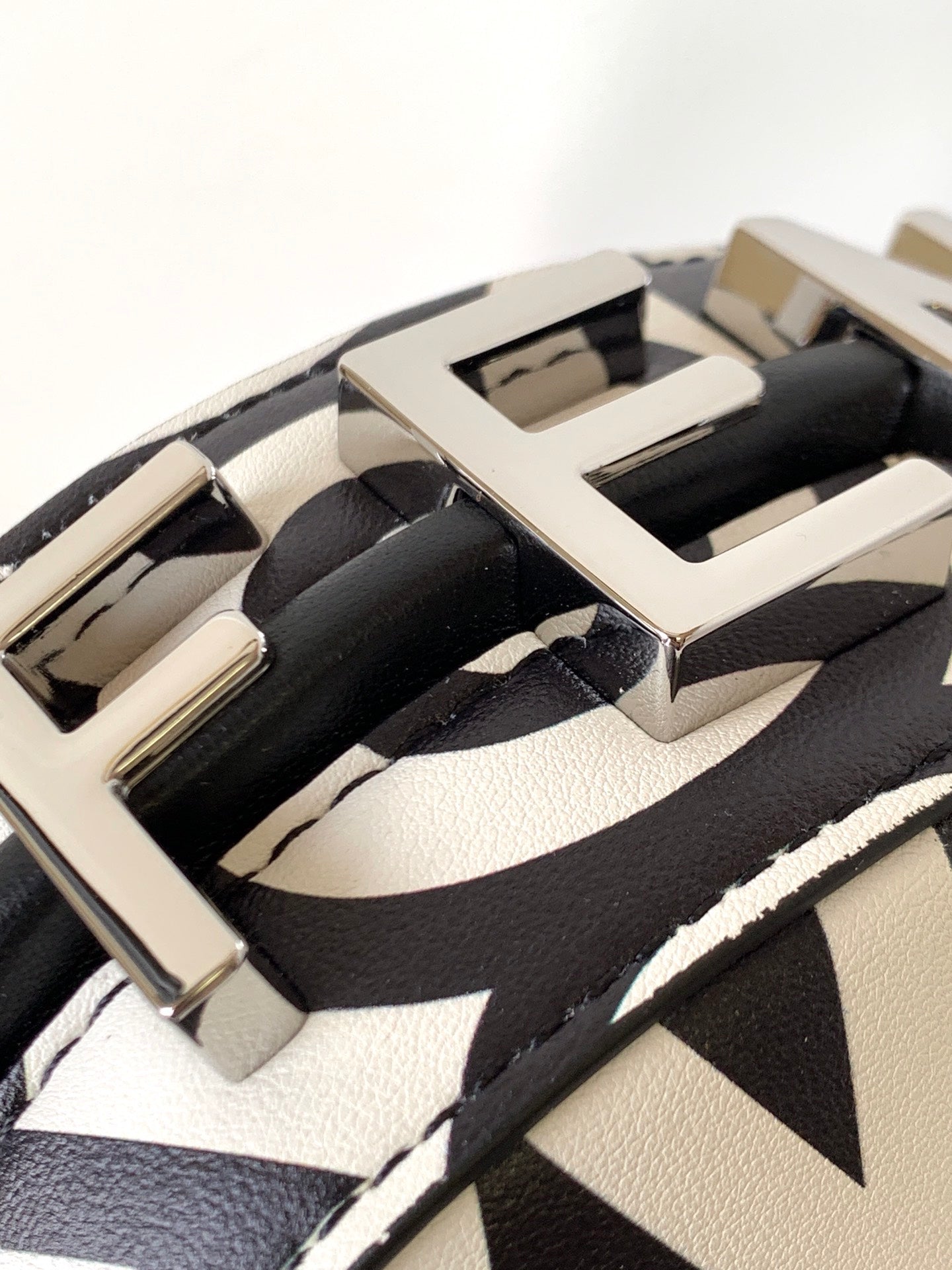 FENDI FENDIGRAPHY MINI 16 IN WHITE MIX BLACK SMOOTH CALFSKIN SILVER HARDWARE