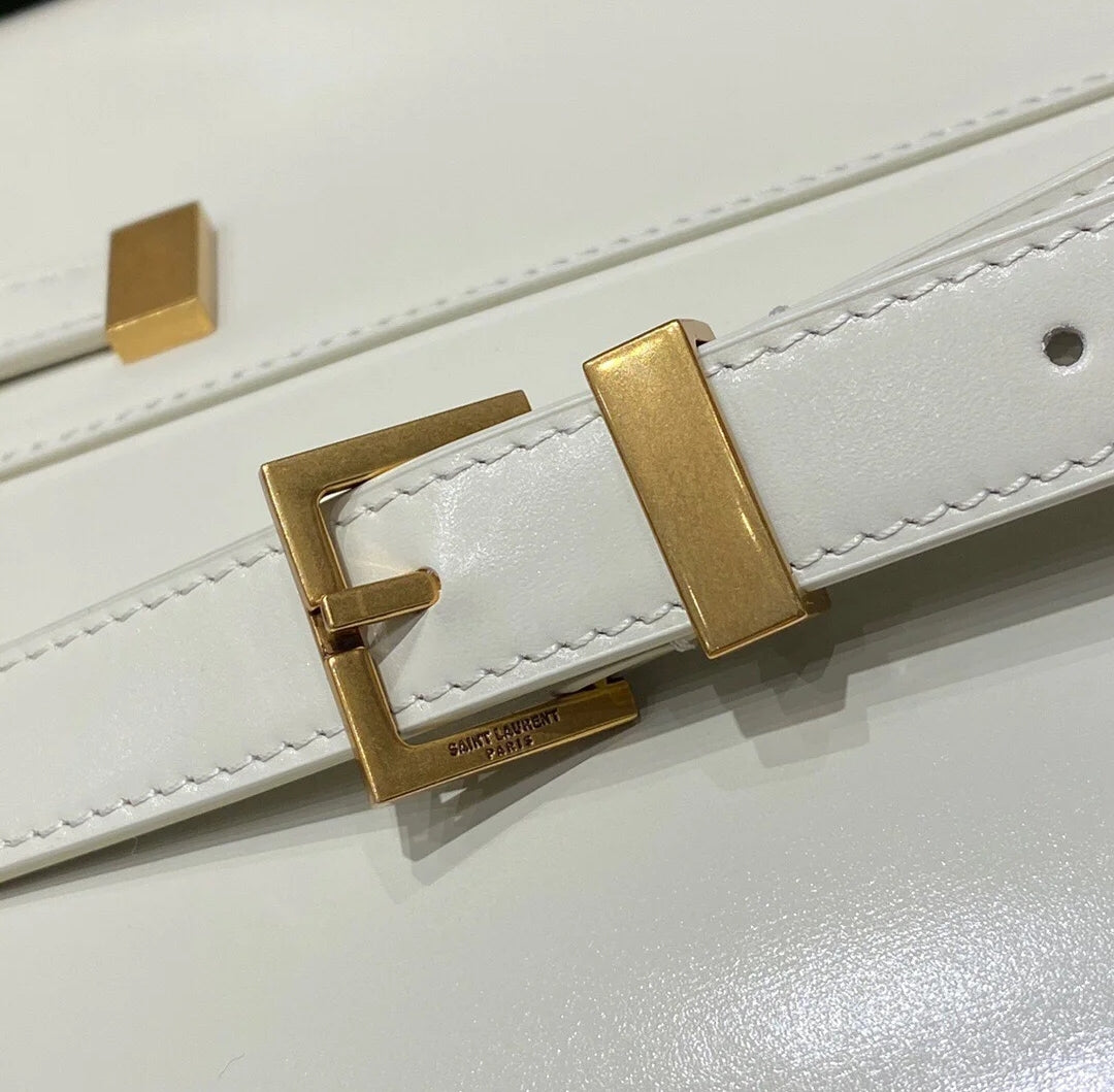 SAINT LAURENT MANHATTAN 29 TOP-HANDLE IN SMOOTH WHITE CALFSKIN