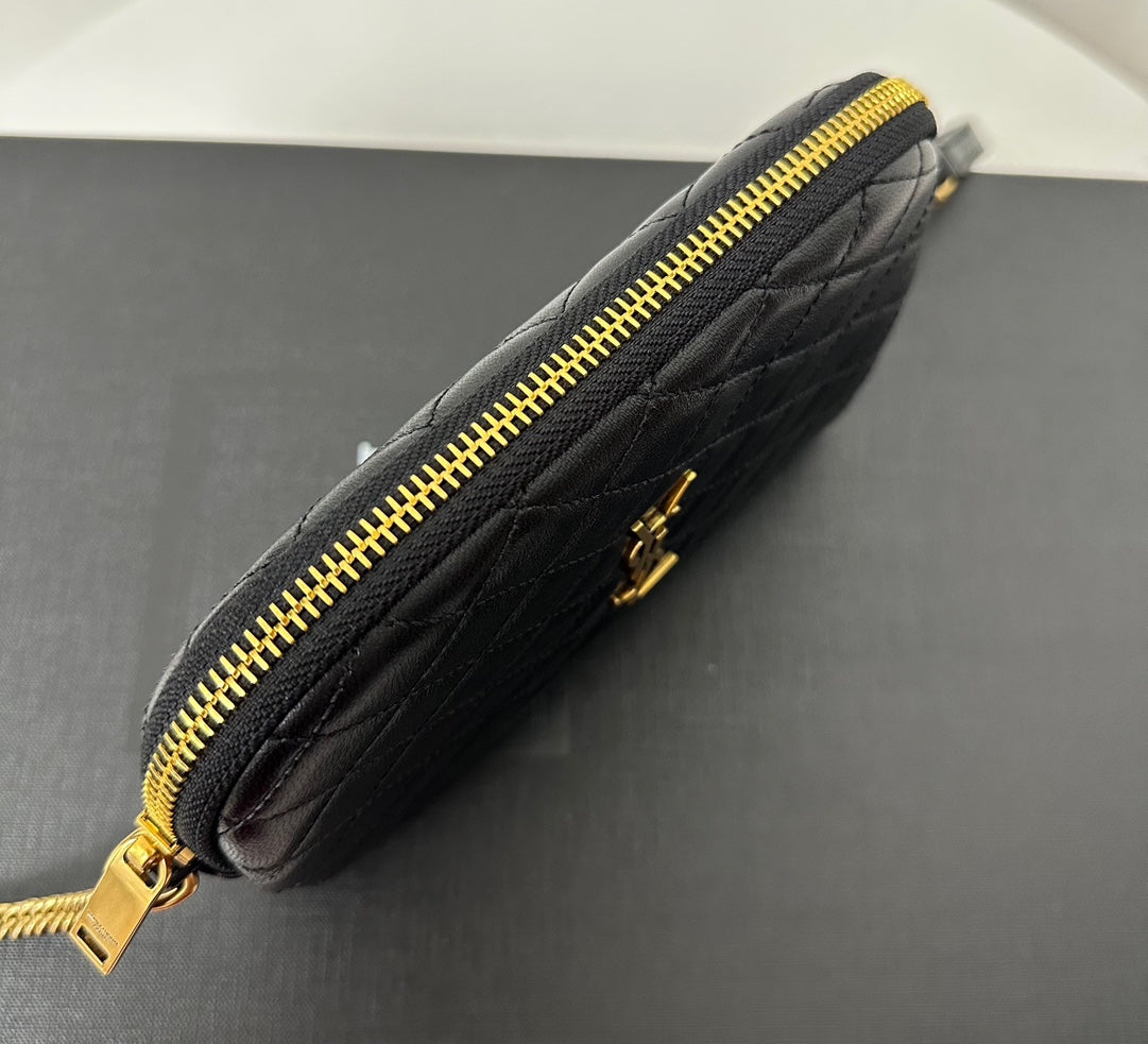 SAINT LAURENT GABY 19 ZIPPED POUCH IN QUILTED BLACK LAMBSKIN