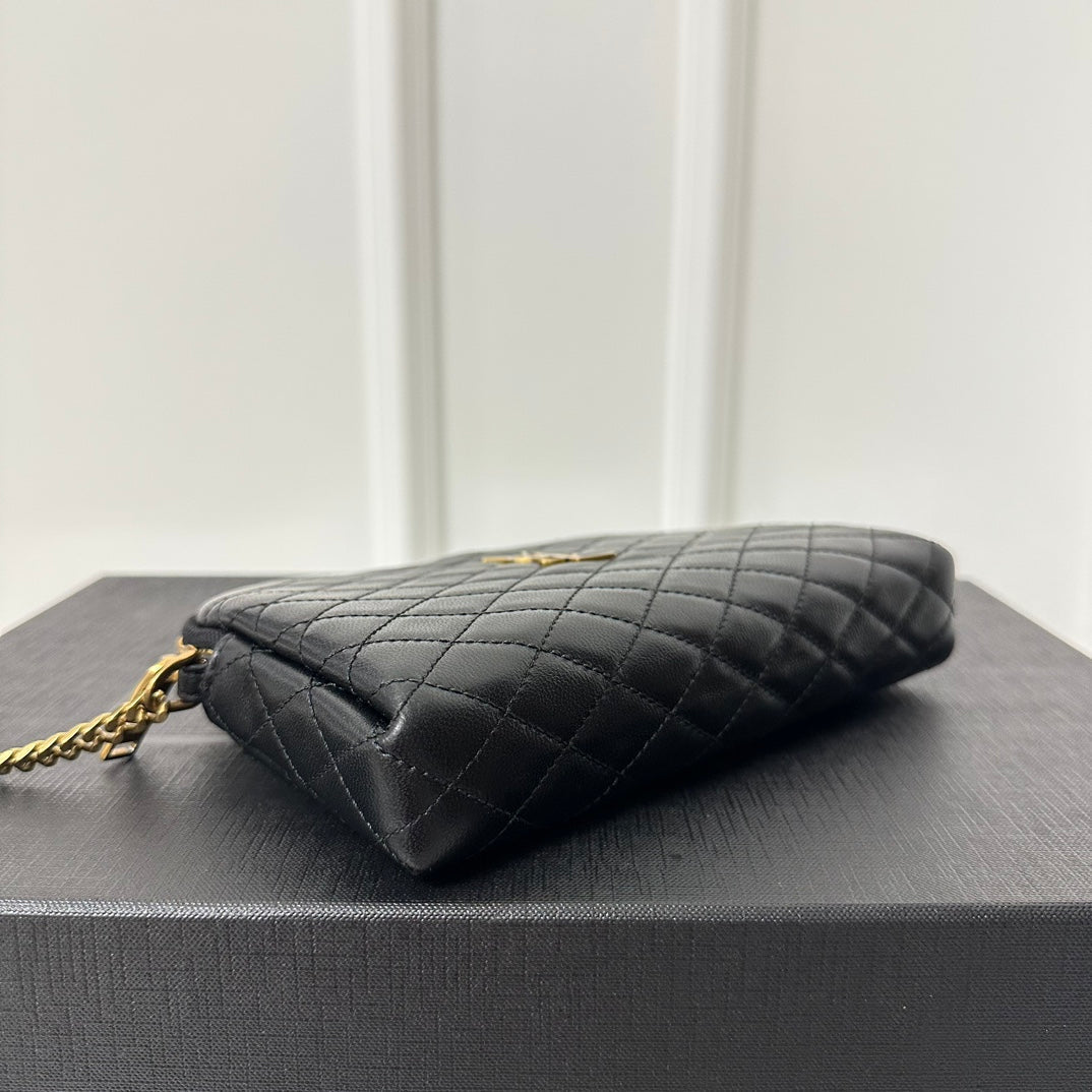 SAINT LAURENT GABY 19 ZIPPED POUCH IN QUILTED BLACK LAMBSKIN