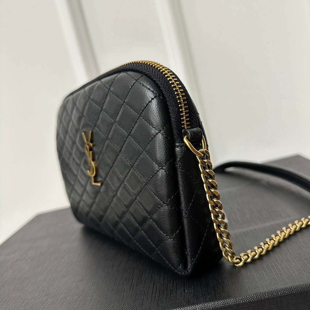 SAINT LAURENT GABY 19 ZIPPED POUCH IN QUILTED BLACK LAMBSKIN