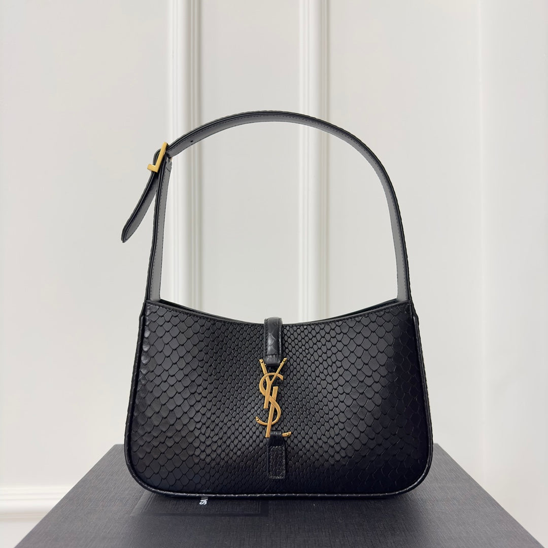 SAINT LAURENT LE 5 À 7 HANDBAG 24 IN SNAKE PATTERN BLACK CALFSKIN