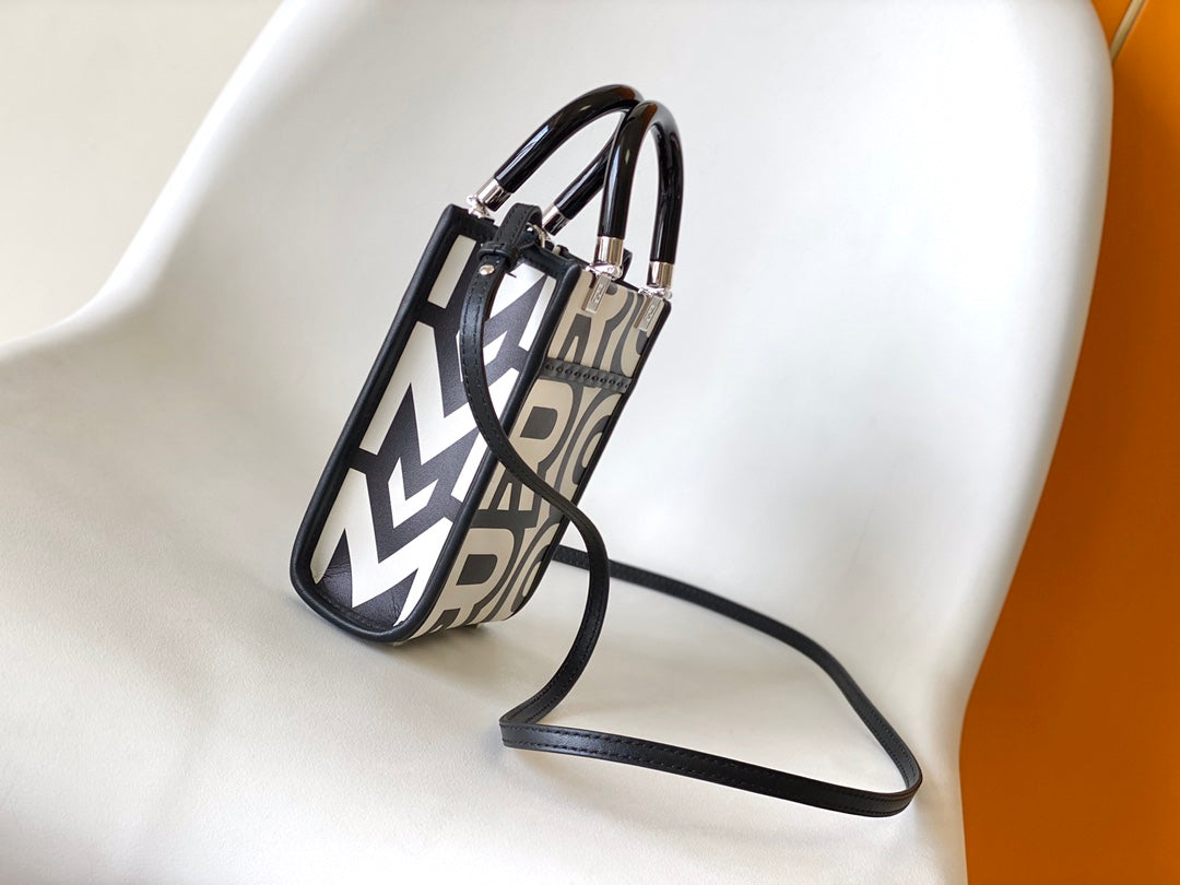 FENDI MINI SUNSHINE SHOPPER BAG 18 IN WHITE MIX BLACK SMOOTH CALFSKIN