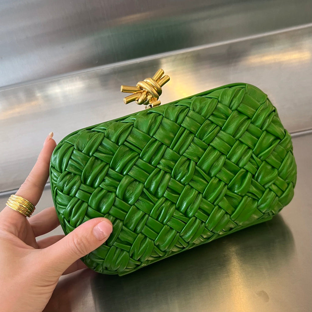 BOTTEGA VENETA KNOT 19 IN EMERALD GREEN LAMBSKIN