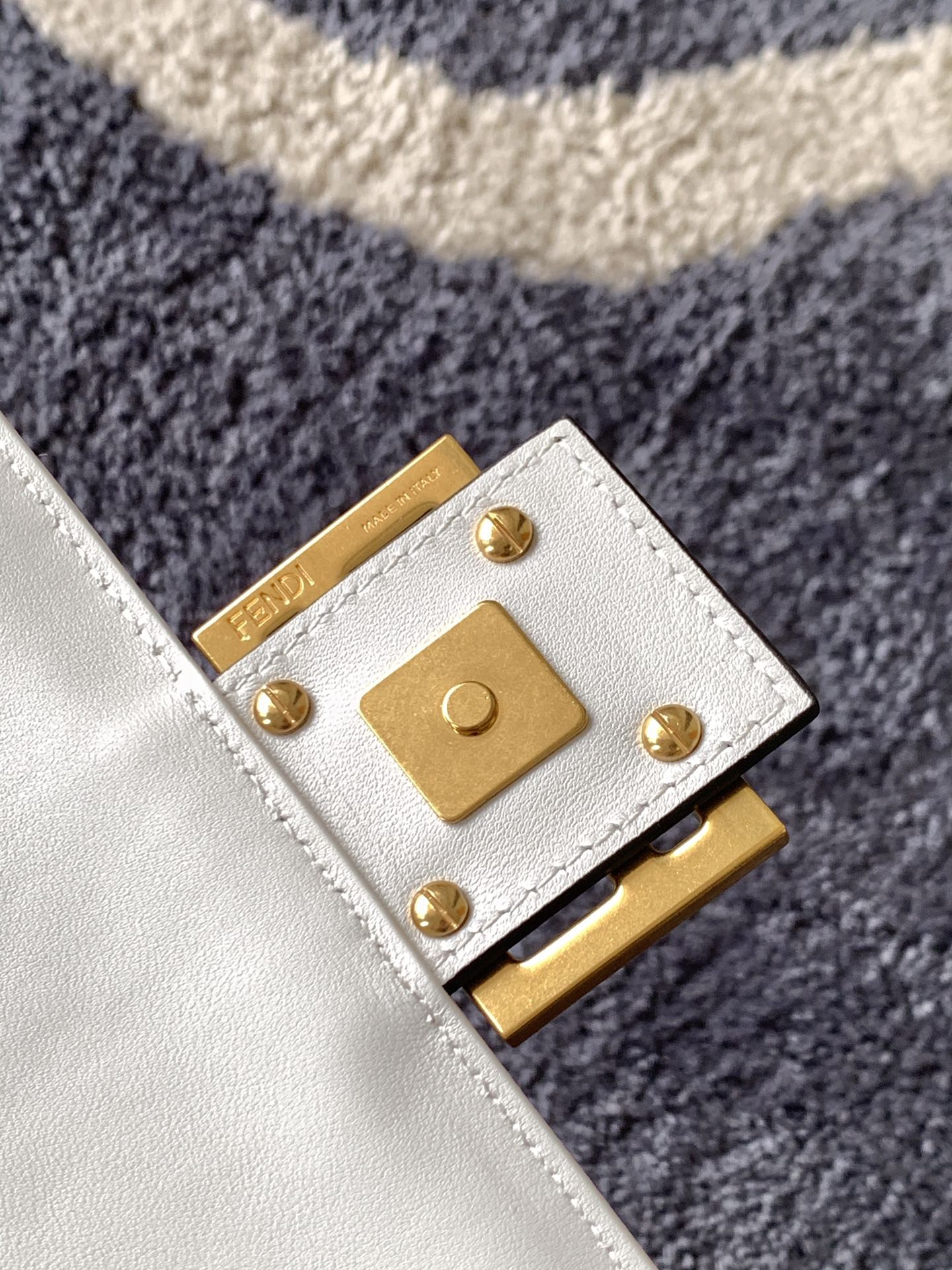 FENDI Fend Baguette 27 Bag With FF Motif White Leather Ghw