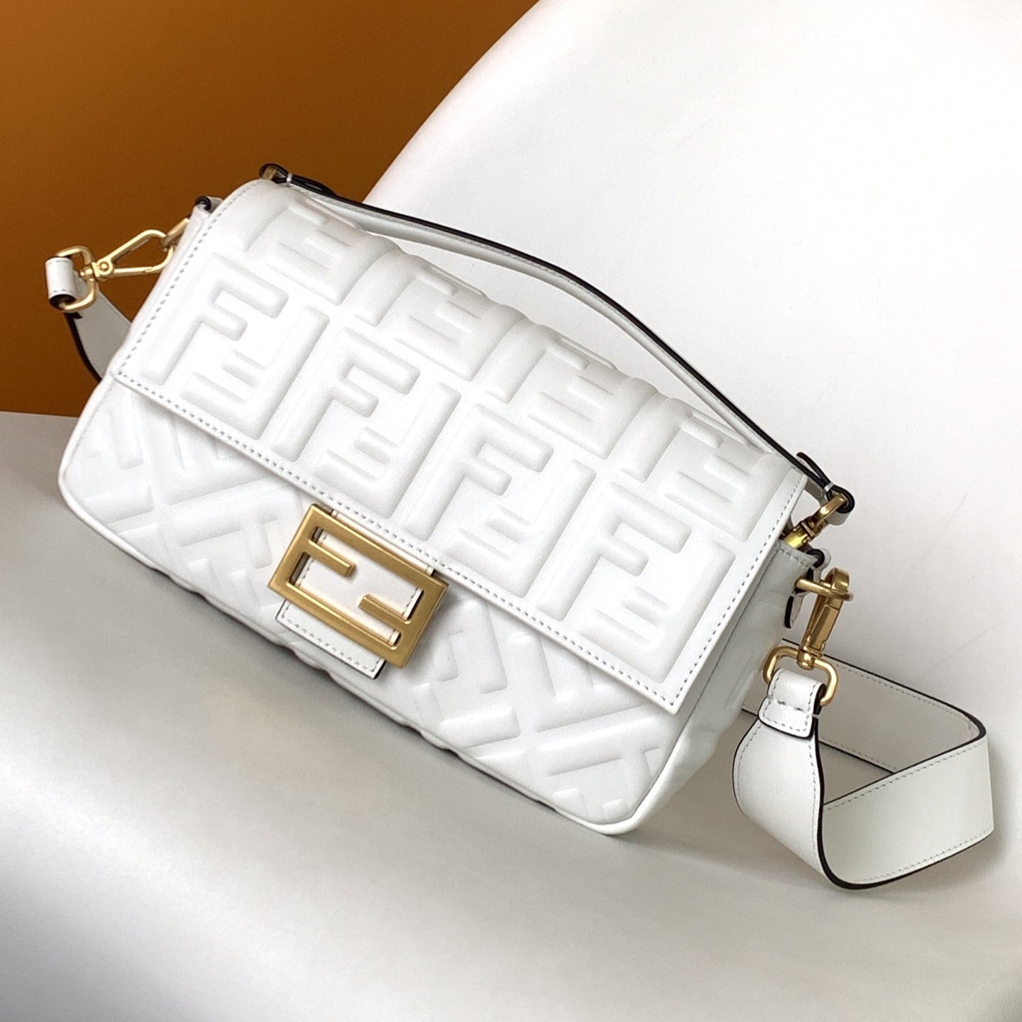 FENDI Fend Baguette 27 Bag With FF Motif White Leather Ghw