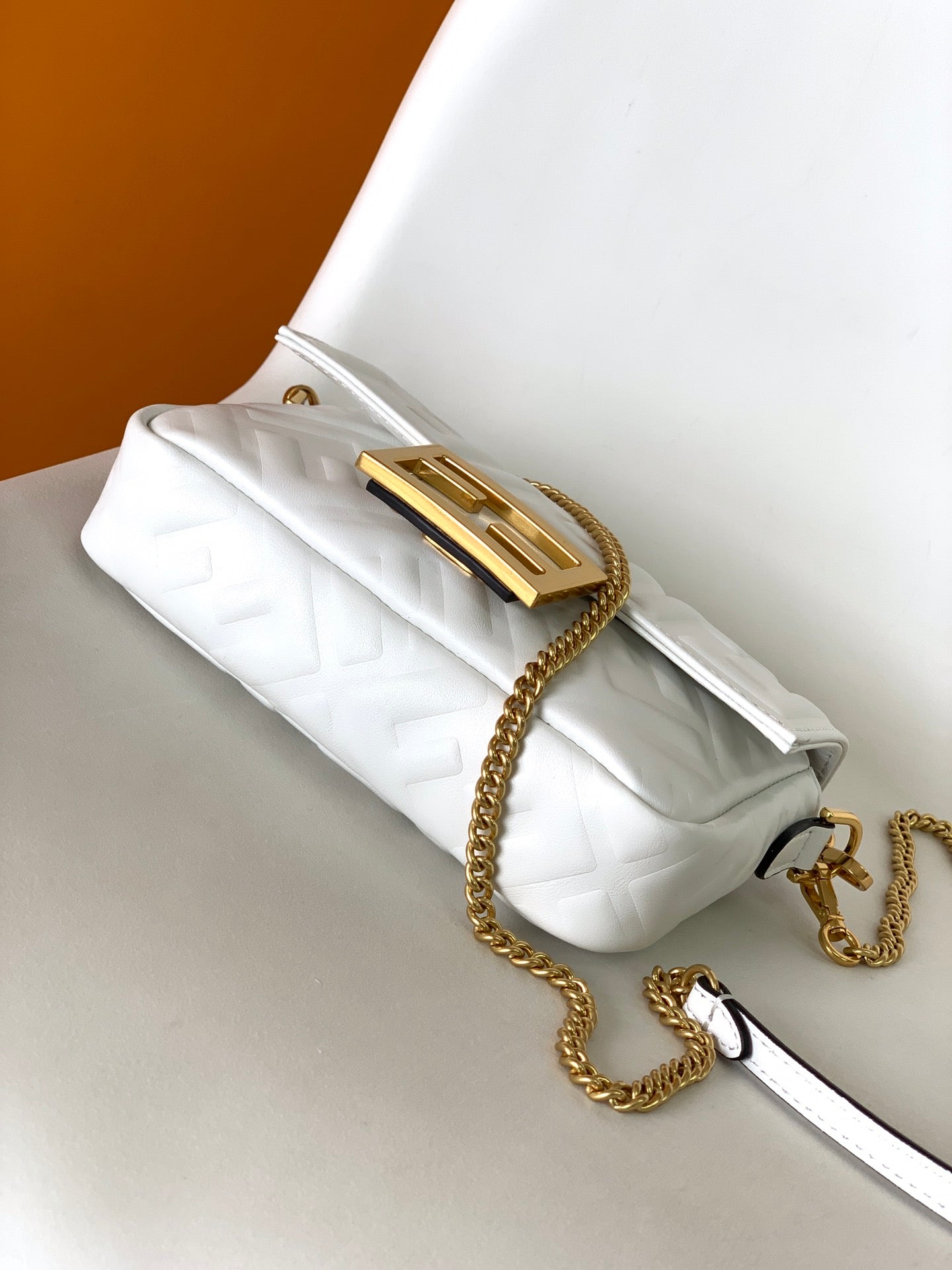 FENDI Mini Baguette Bag 20 With FF Motif White Leather Ghw