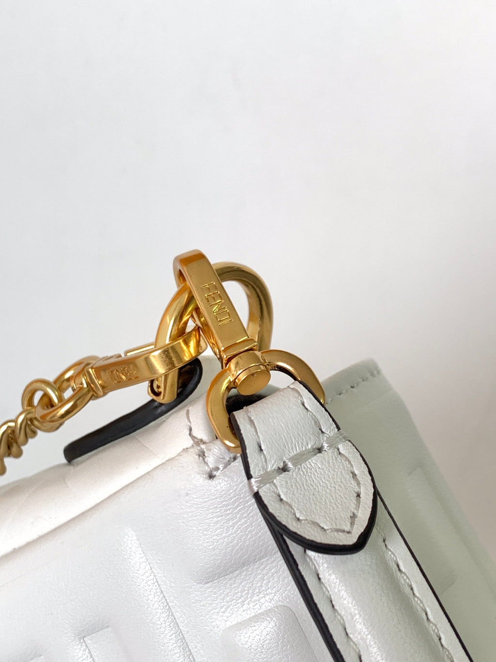 FENDI Mini Baguette Bag 20 With FF Motif White Leather Ghw