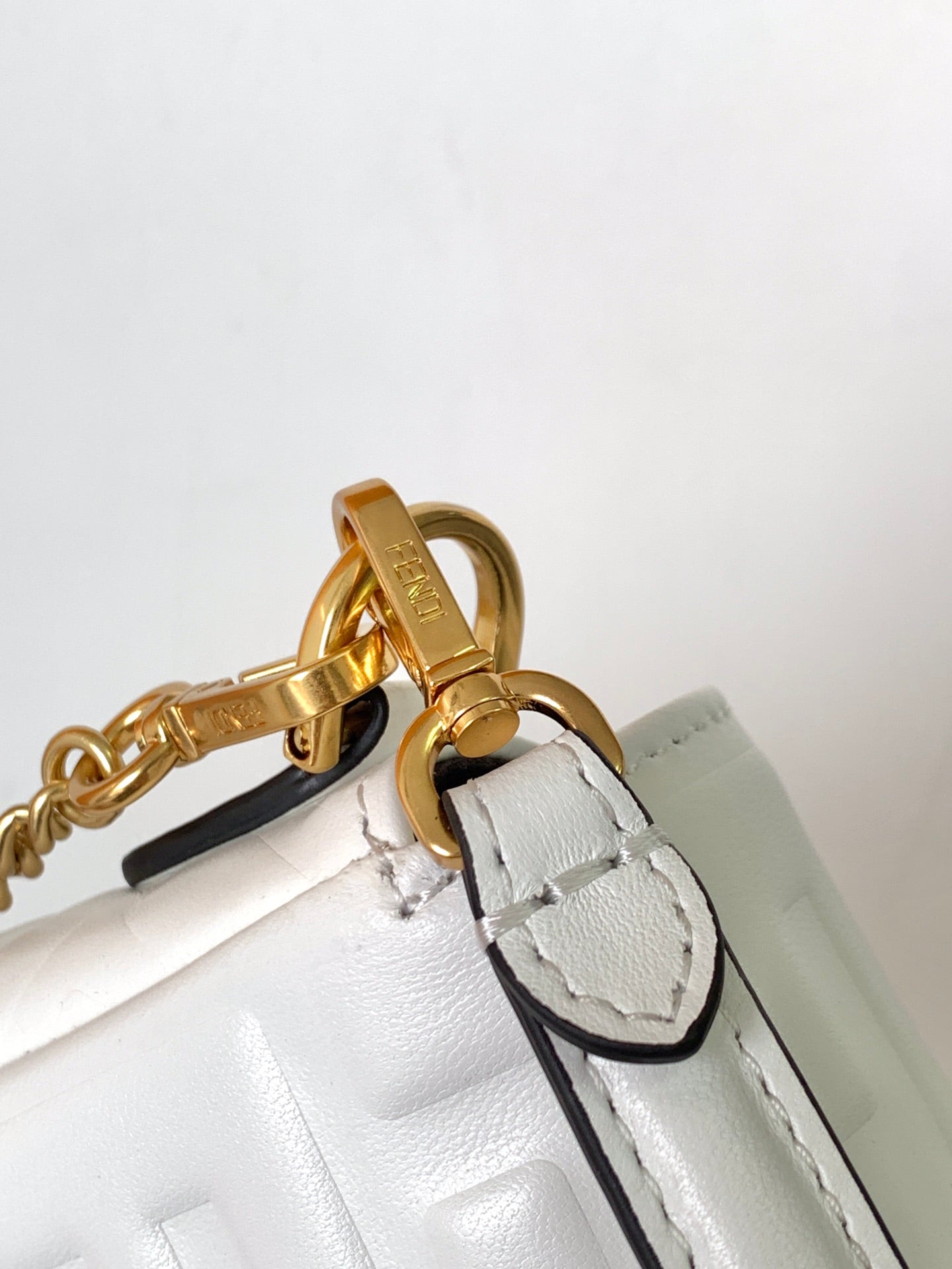 FENDI Mini Baguette Bag 20 With FF Motif White Leather Ghw