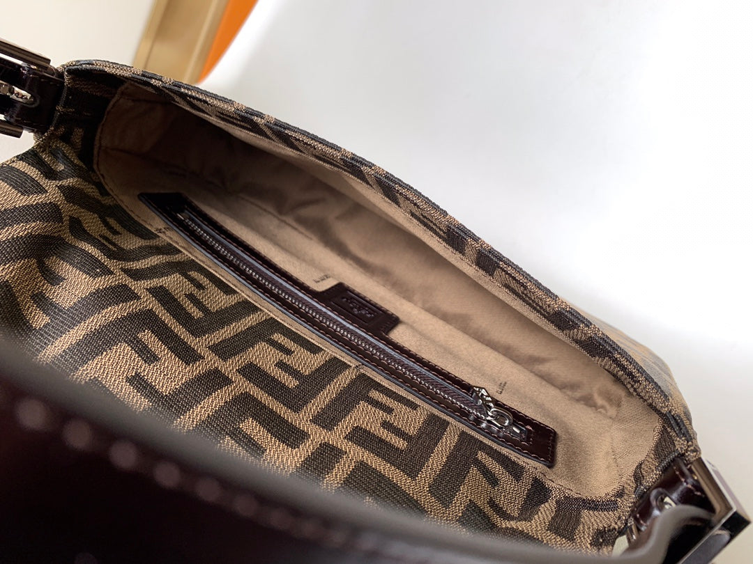 FENDI Fend Baguette 27 Shoulder Bag Brown FF Jacquard Fabric Bag Shw