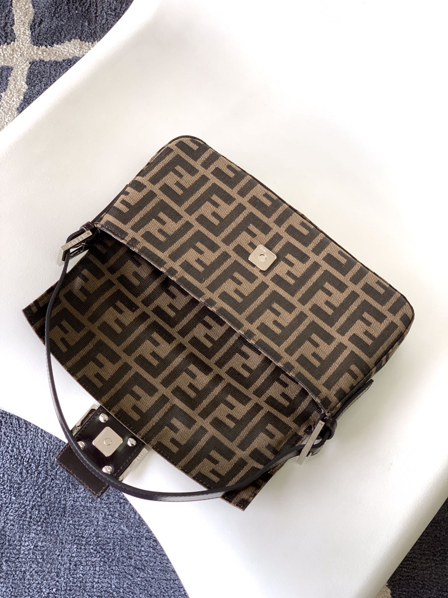 FENDI Fend Baguette 27 Shoulder Bag Brown FF Jacquard Fabric Bag Shw