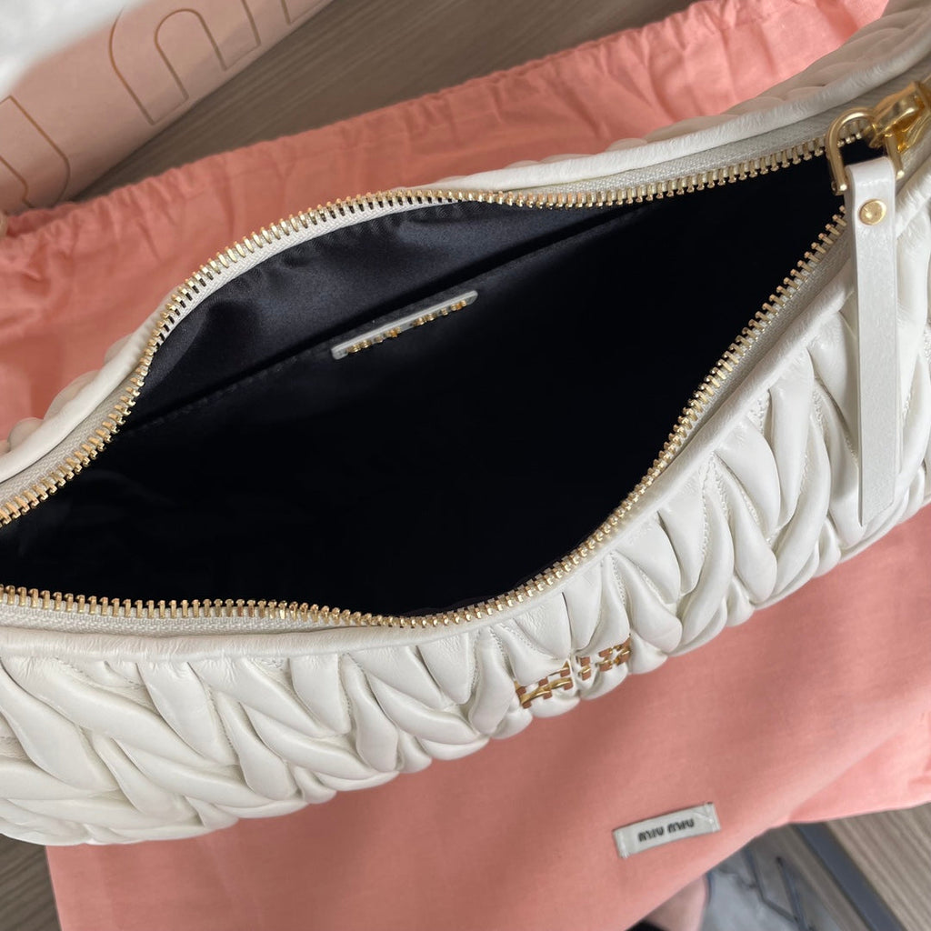MIU MIU WANDER 29 BAG IN WHITE LAMBSKIN