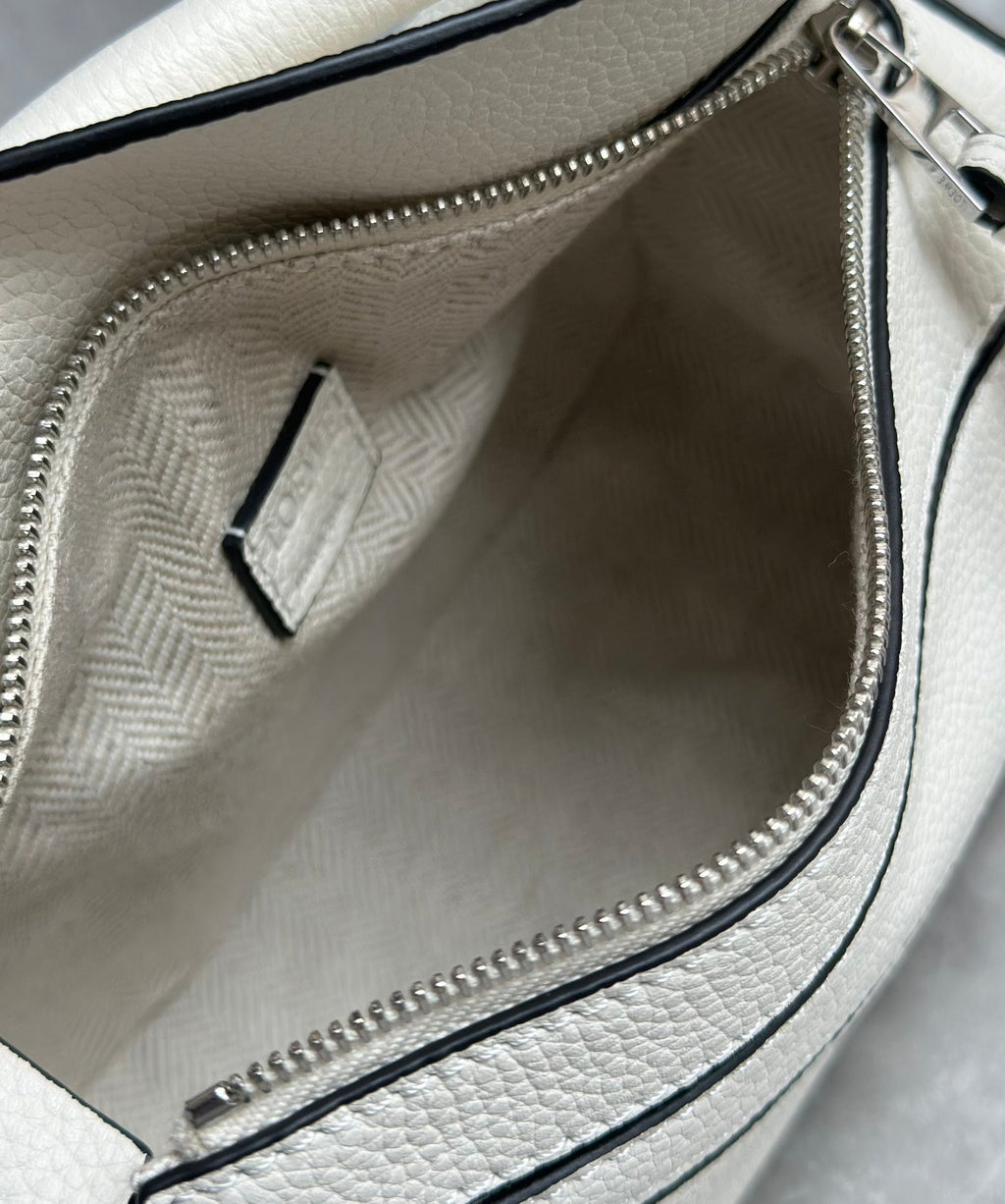 LOEWE LOE MINI 18 PUZZLE BAG IN WHITE CALFSKIN