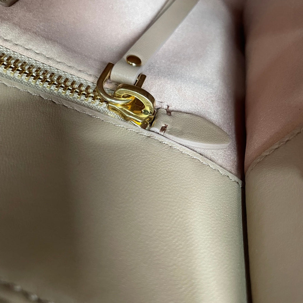 MIU MIU MATELASSÉ TOTE BAG 24 IN BEIGE LAMBSKIN