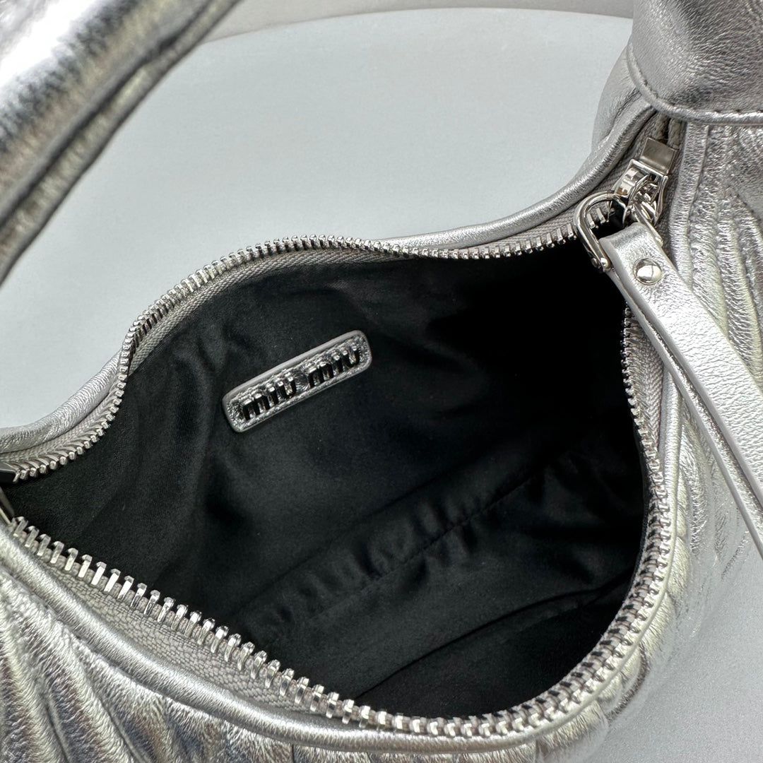 MIU MIU MINI HOBO 20 BAG IN SILVER SHEEPSKIN