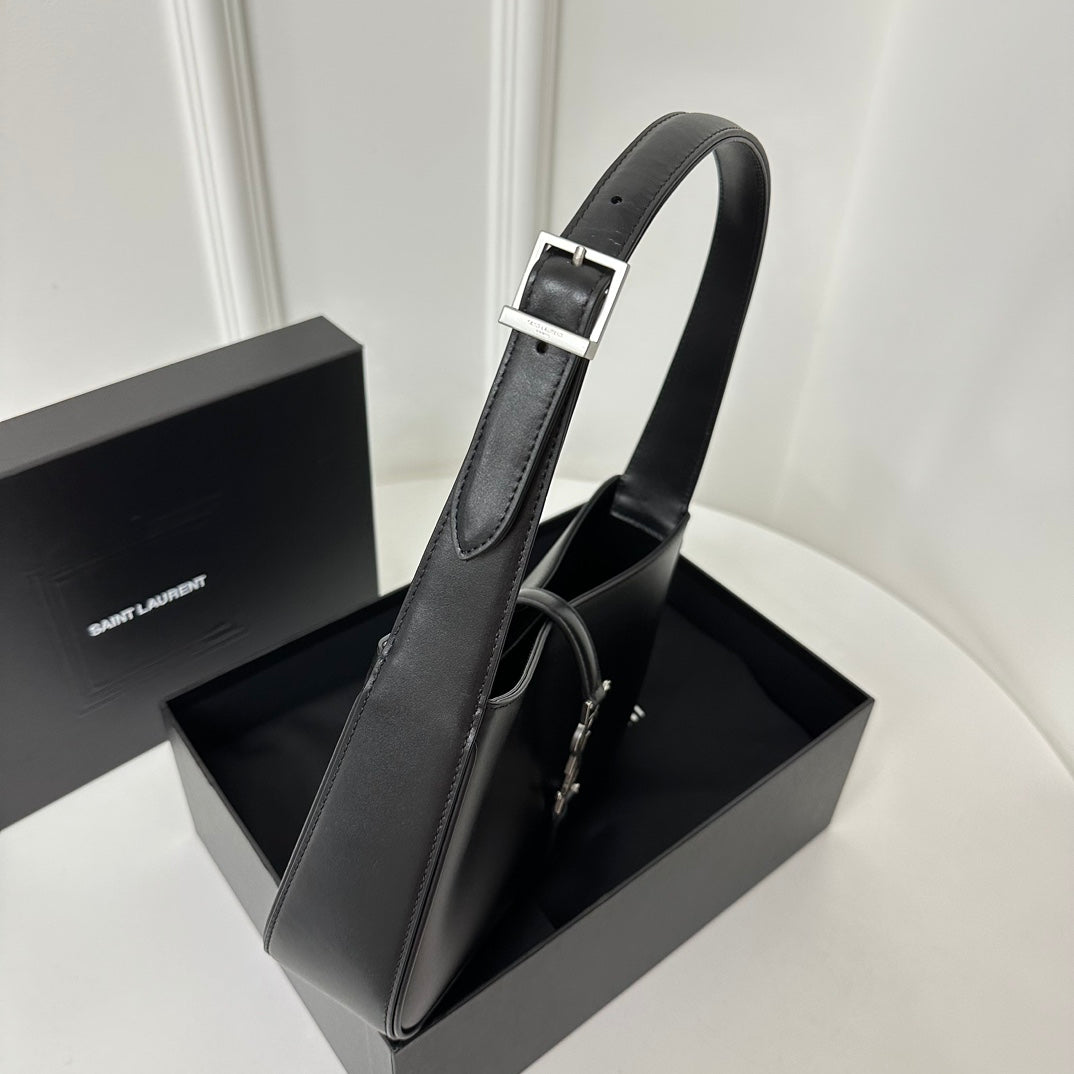SAINT LAURENT LE 5 À 7 BAG 24 BLACK CALFSKIN WITH SILVER LOGO