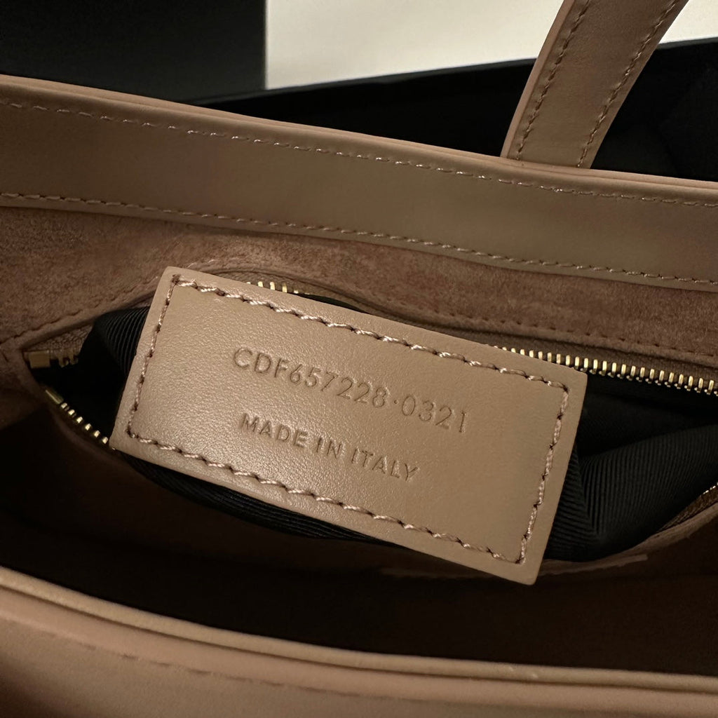 SAINT LAURENT LE 5 À 7 BAG 24 BEIGE CREAM CALFSKIN