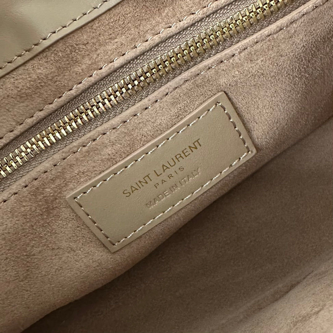 SAINT LAURENT LE 5 À 7 BAG 24 BEIGE CREAM CALFSKIN