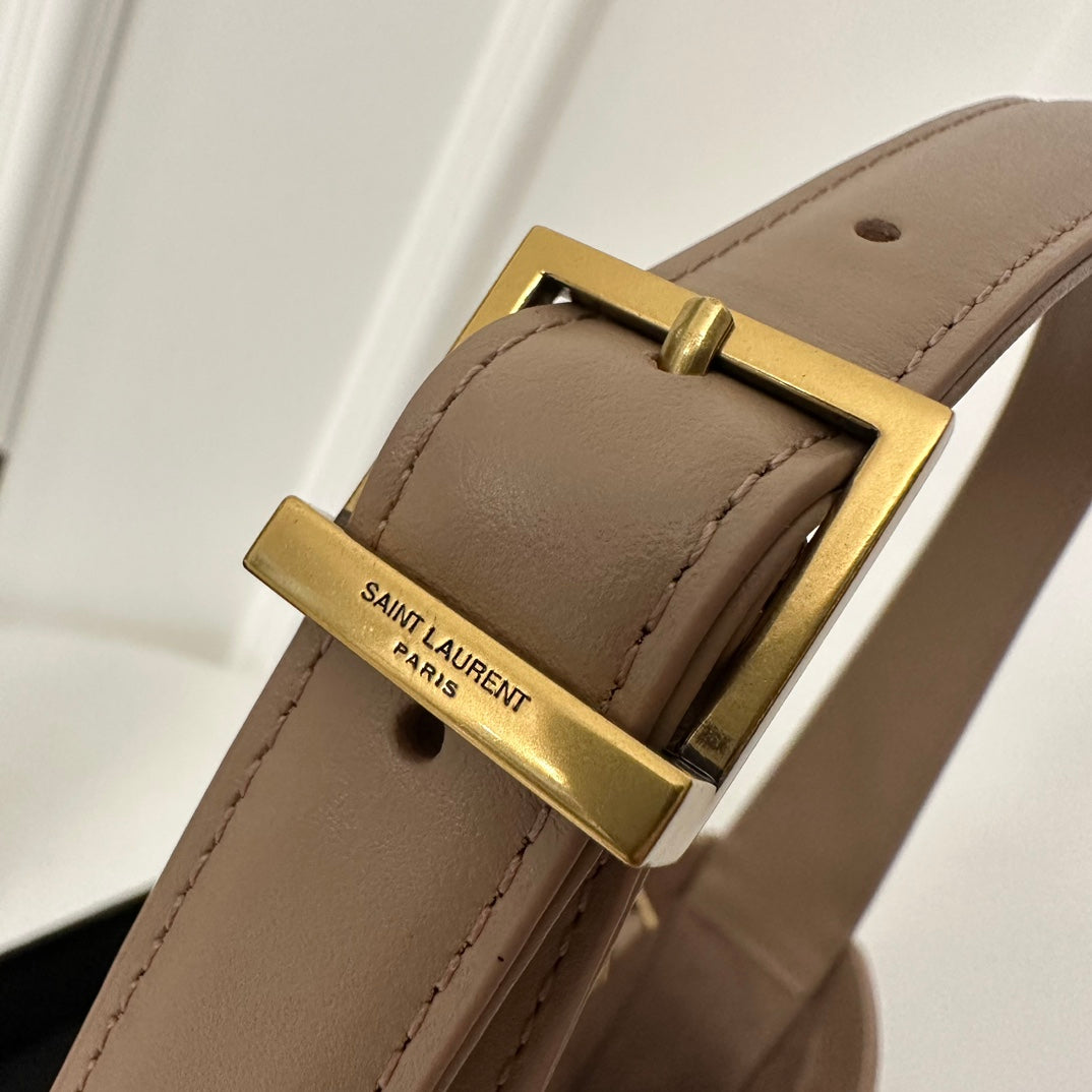 SAINT LAURENT LE 5 À 7 BAG 24 BEIGE CREAM CALFSKIN