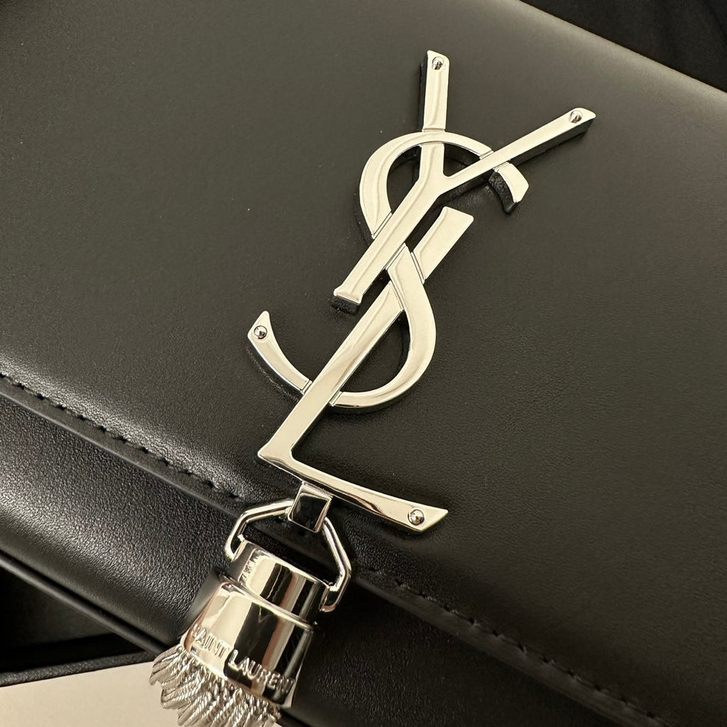 SAINT LAURENT KATE TASSEL 20 BLACK CALFSKIN WITH SILVER LOGO