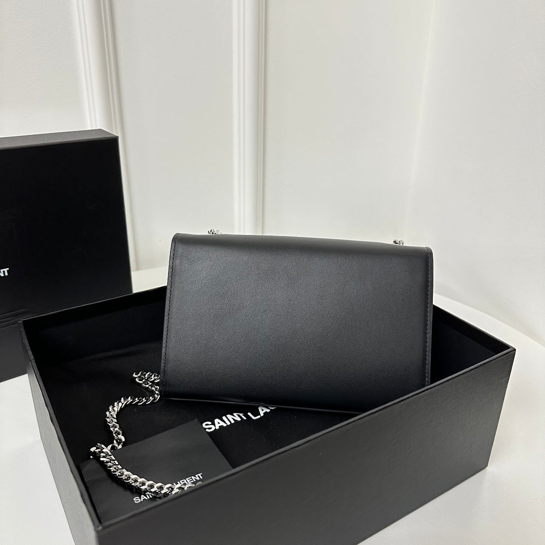 SAINT LAURENT KATE TASSEL 20 BLACK CALFSKIN WITH SILVER LOGO