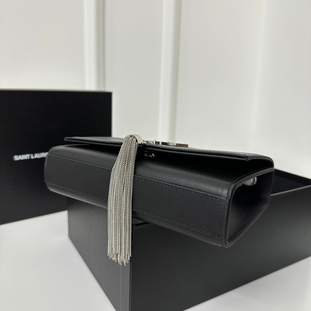 SAINT LAURENT KATE TASSEL 20 BLACK CALFSKIN WITH SILVER LOGO