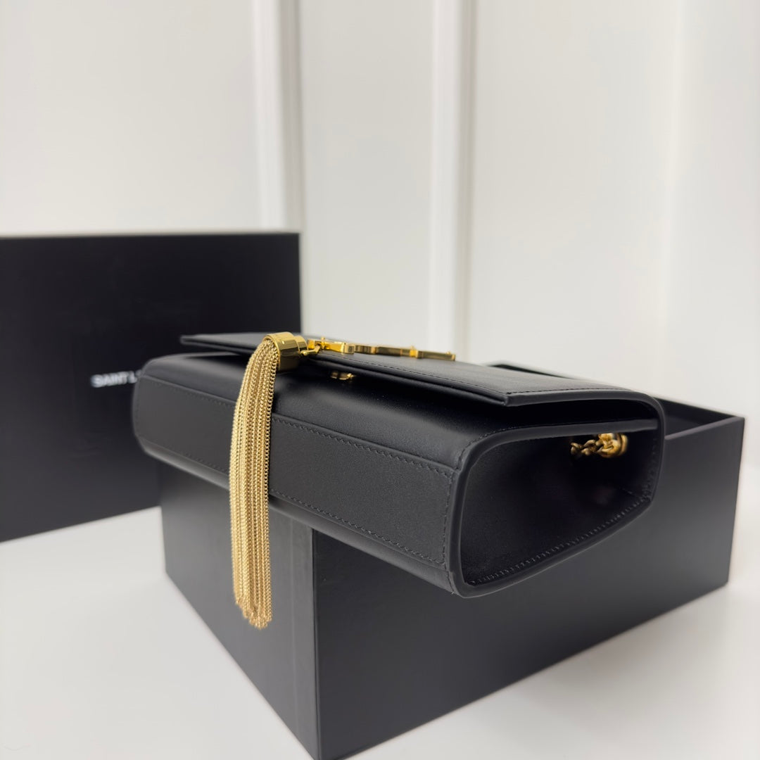 SAINT LAURENT KATE TASSEL 20 BLACK CALFSKIN WITH GOLD LOGO