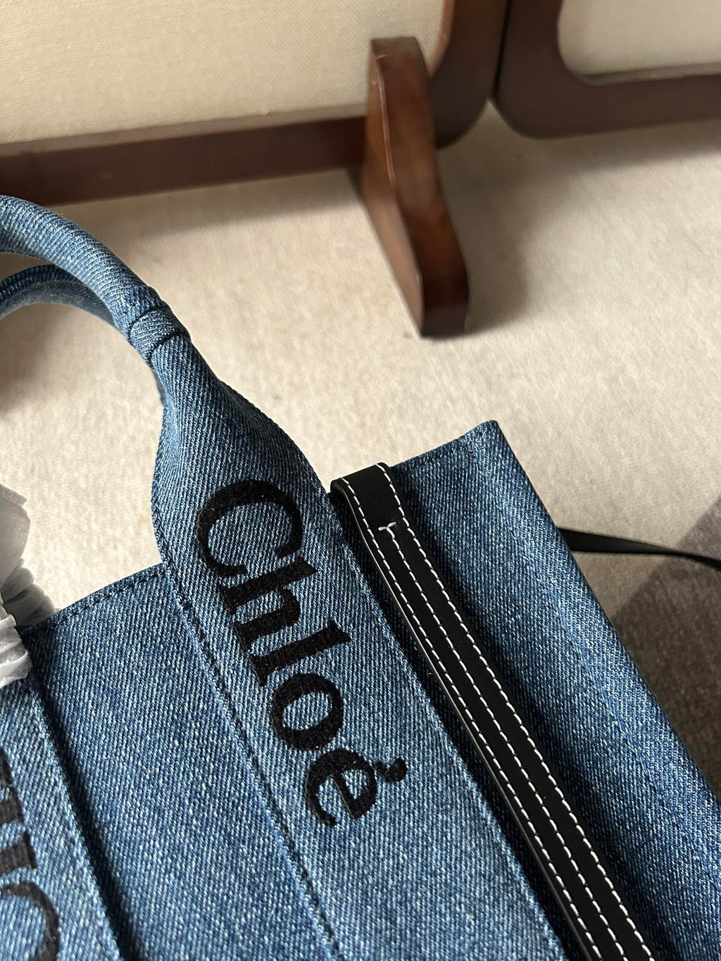 CHLOE SMALL WOODY TOTE BAG 26.5 IN BLUE DENIM BLACK CALFSKIN